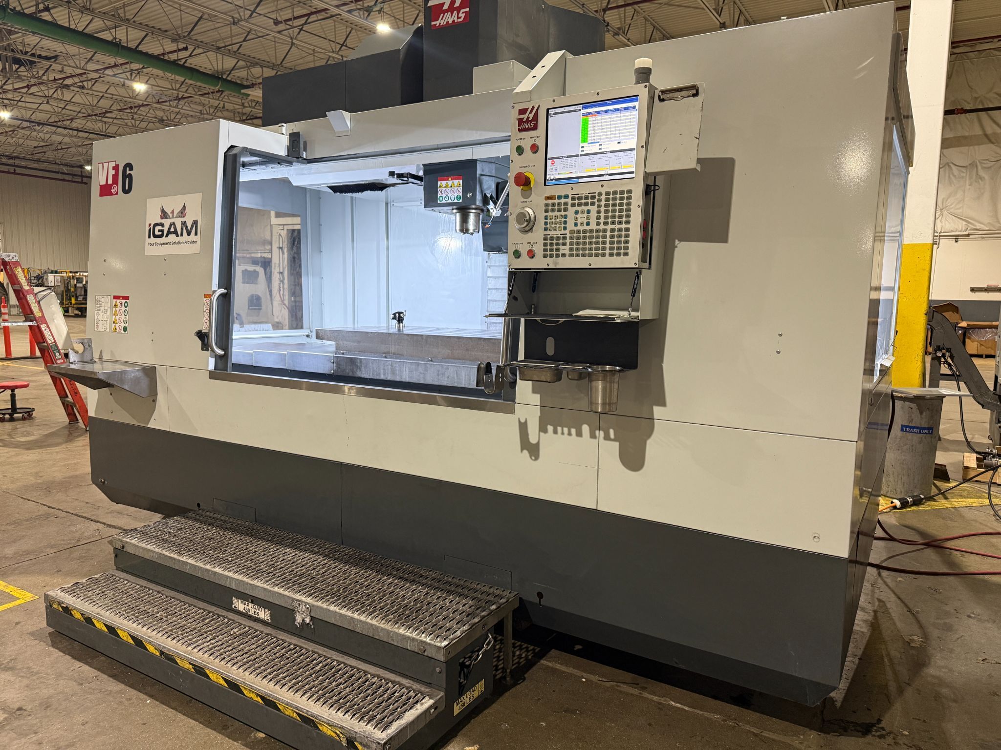 2019 HAAS VF-6/40 CNC VERTICAL MACHINING CENTER - USED 2