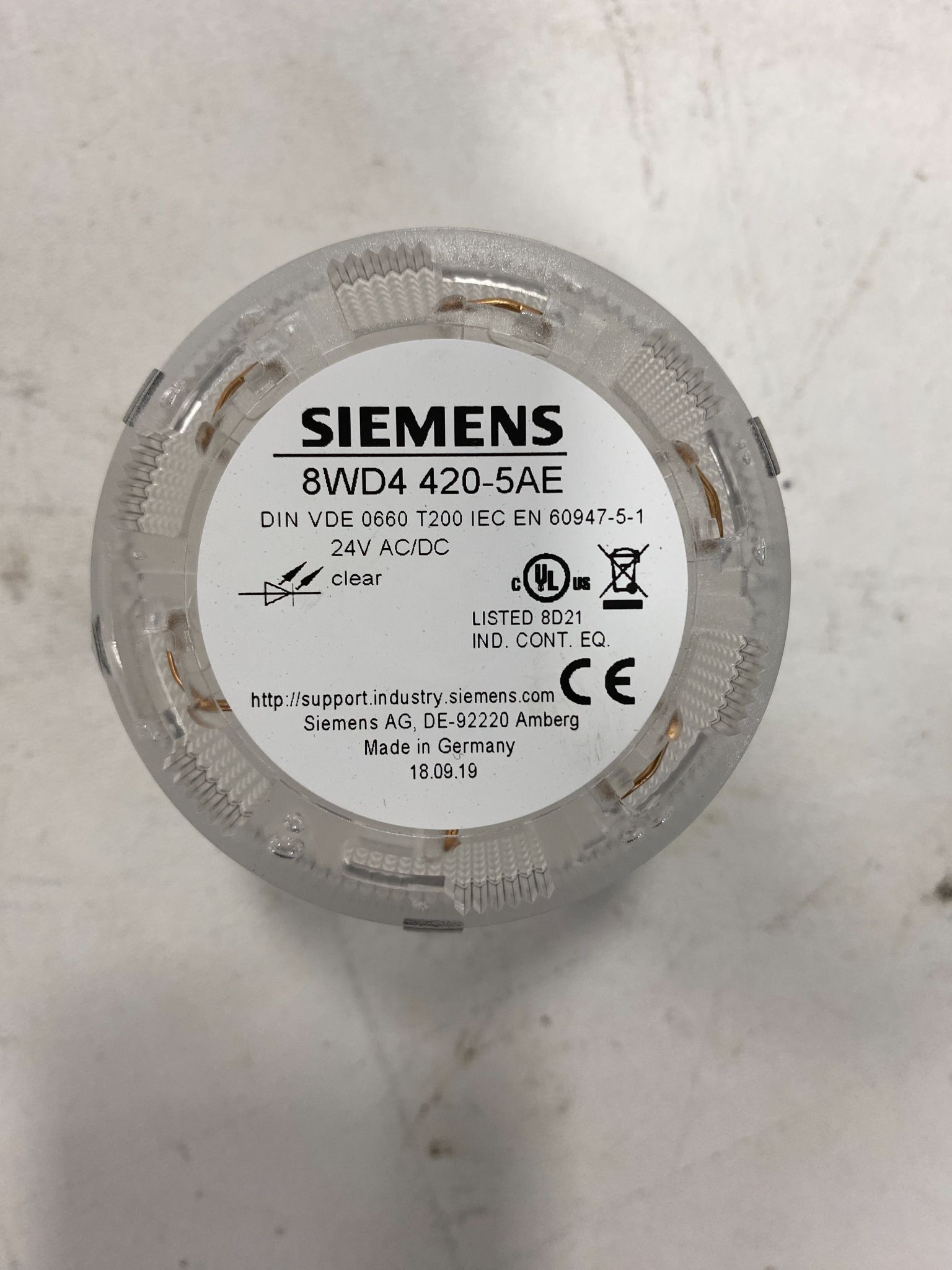 SIEMENS 8WD4 420-5AE SIGNAL COLUMN LIGHT NEW 0