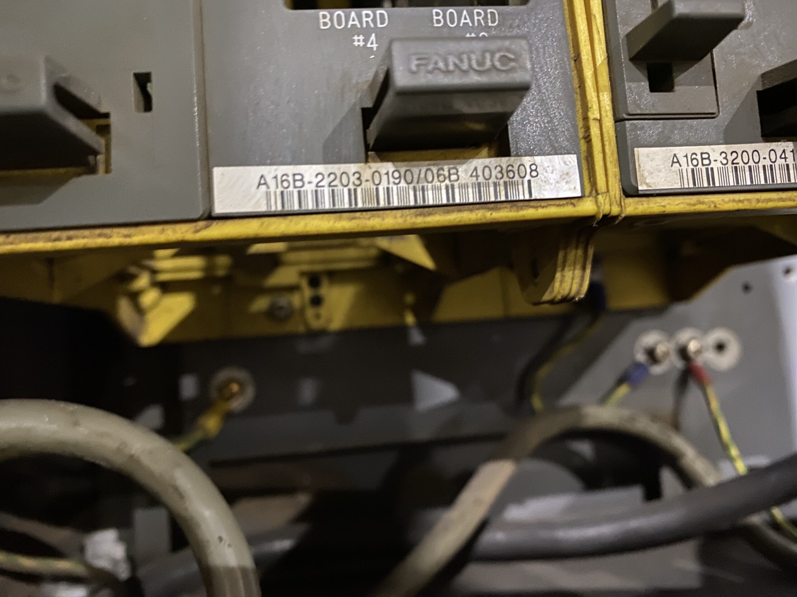 FANUC - ArcMate 100iB w/ R-J3iB Controls USED 7