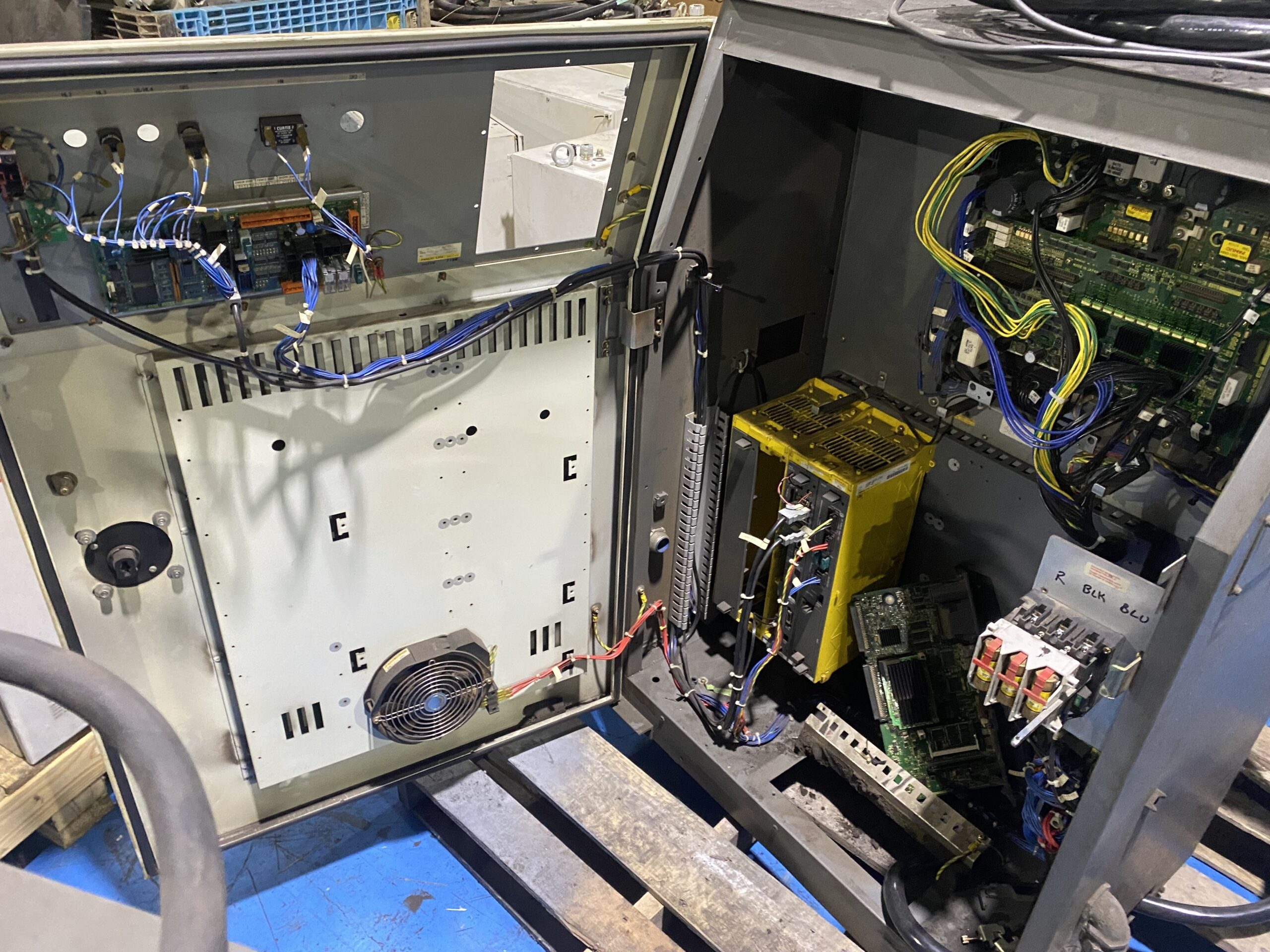 FANUC - R-30iA PARTS ONLY 1