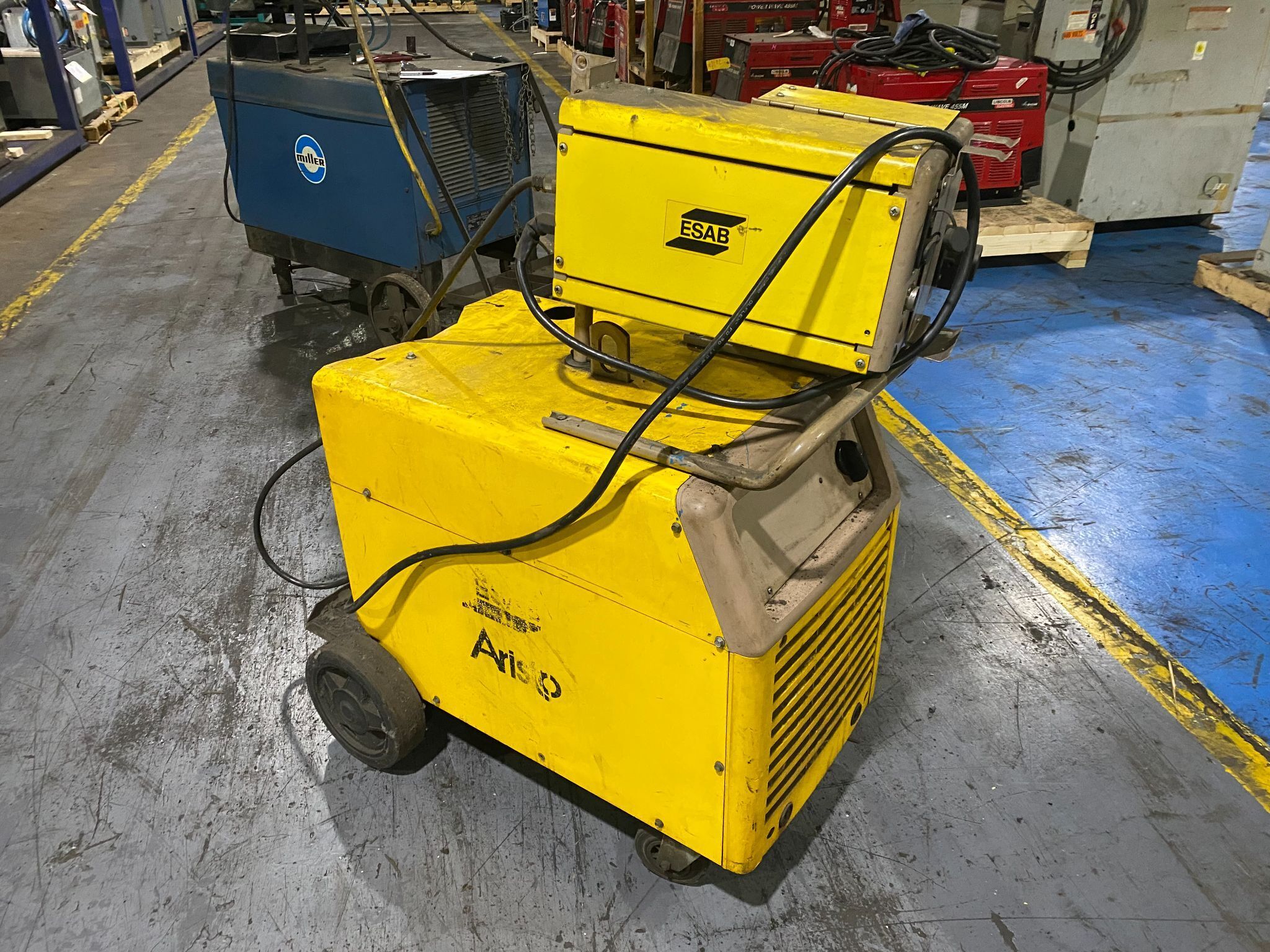 ESAB - LUD 450W Welder equipped w/ MEK 44C Wire feeder PARTS ONLY 2