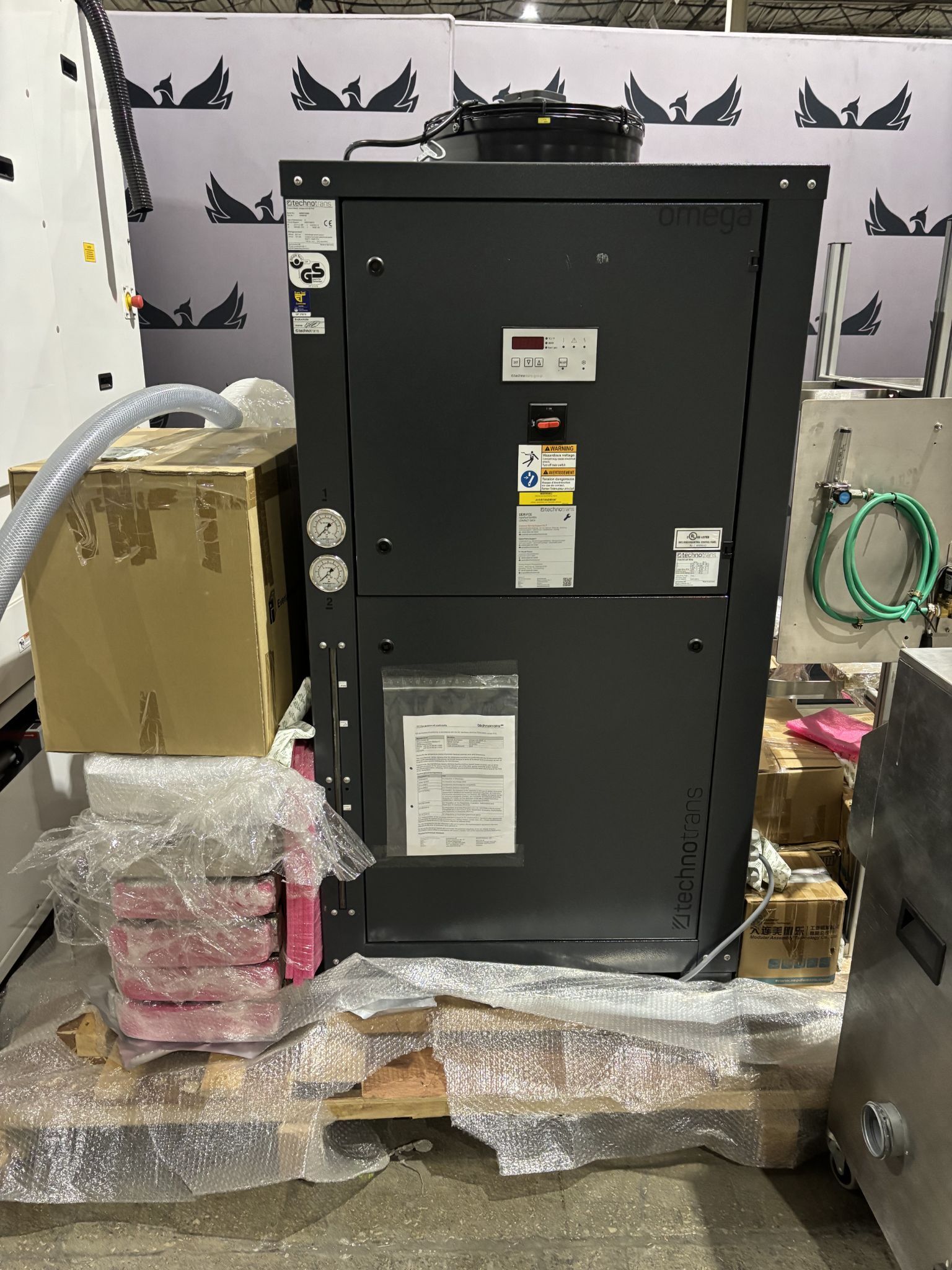 BUSBAR LASER WELD SYSTEM W/ COHERENT HIGHLIGHT FL2000 LASER MULTI‑COMPONENT INTEGRATED CELL; NEW 9