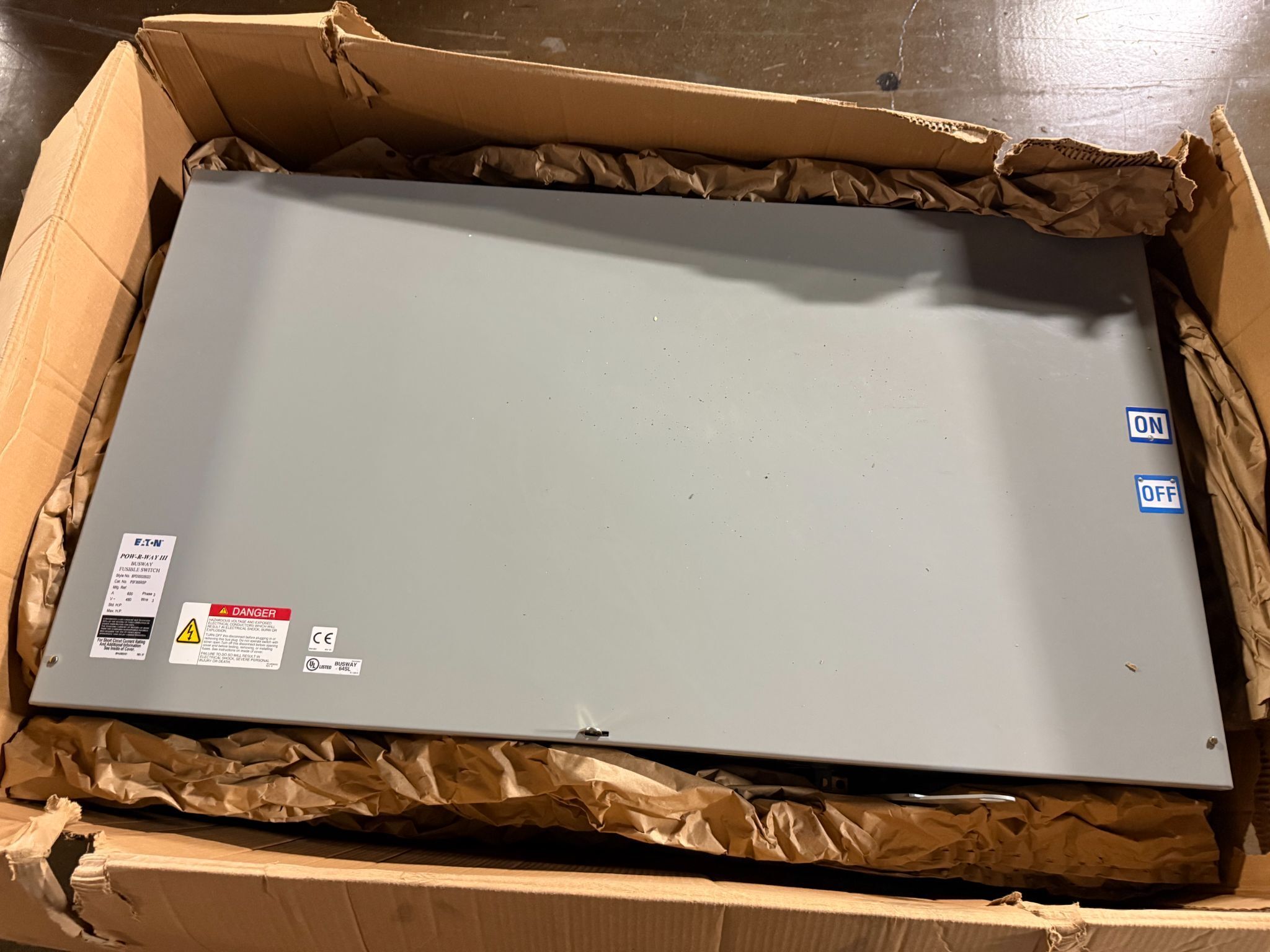 EATON 600A POW-R-WAY III P3F366RSP Fusible Switch 480V, 3PH 4W NEW 0