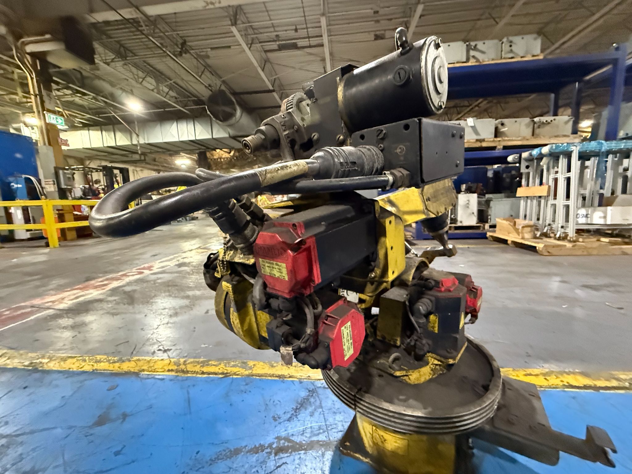 FANUC ArcMate 100iB Robot USED 2
