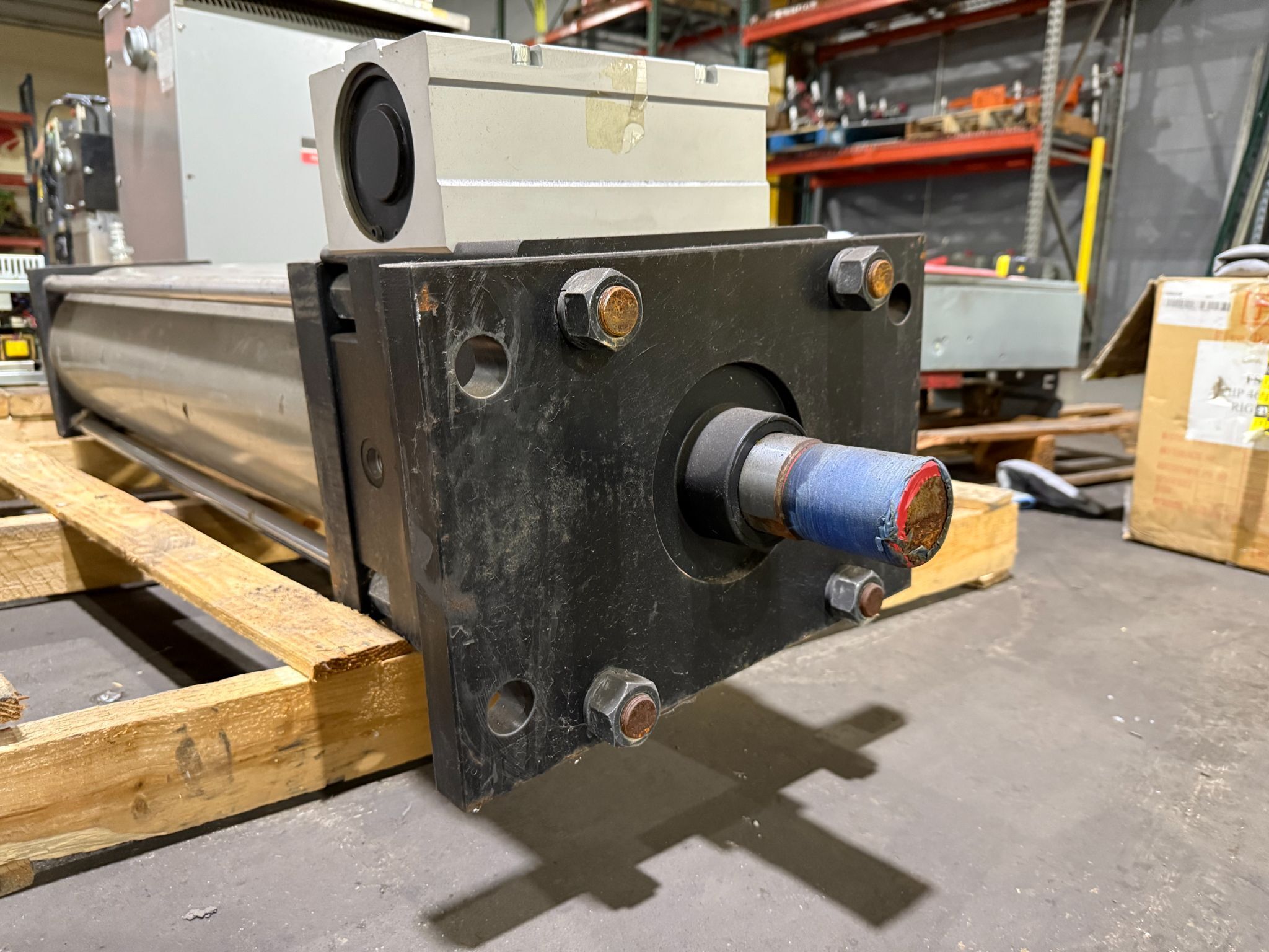 SMC CLSF250TN-1000-D Cylinder w/ CLS250 Locking Mechanism USED 3