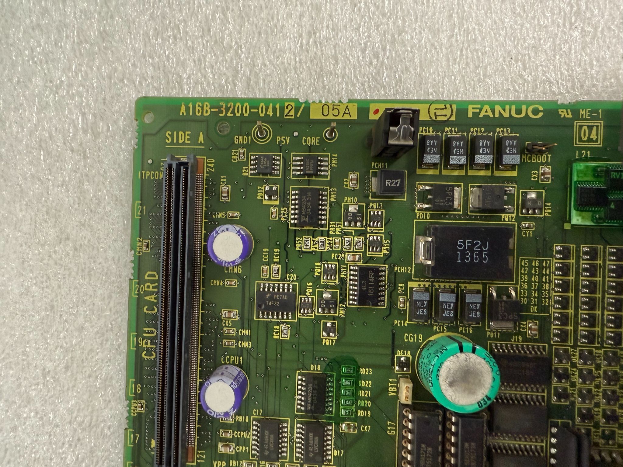 FANUC A16B-3200-0412/05A PCB - R-J3iB Main CPU USED 3