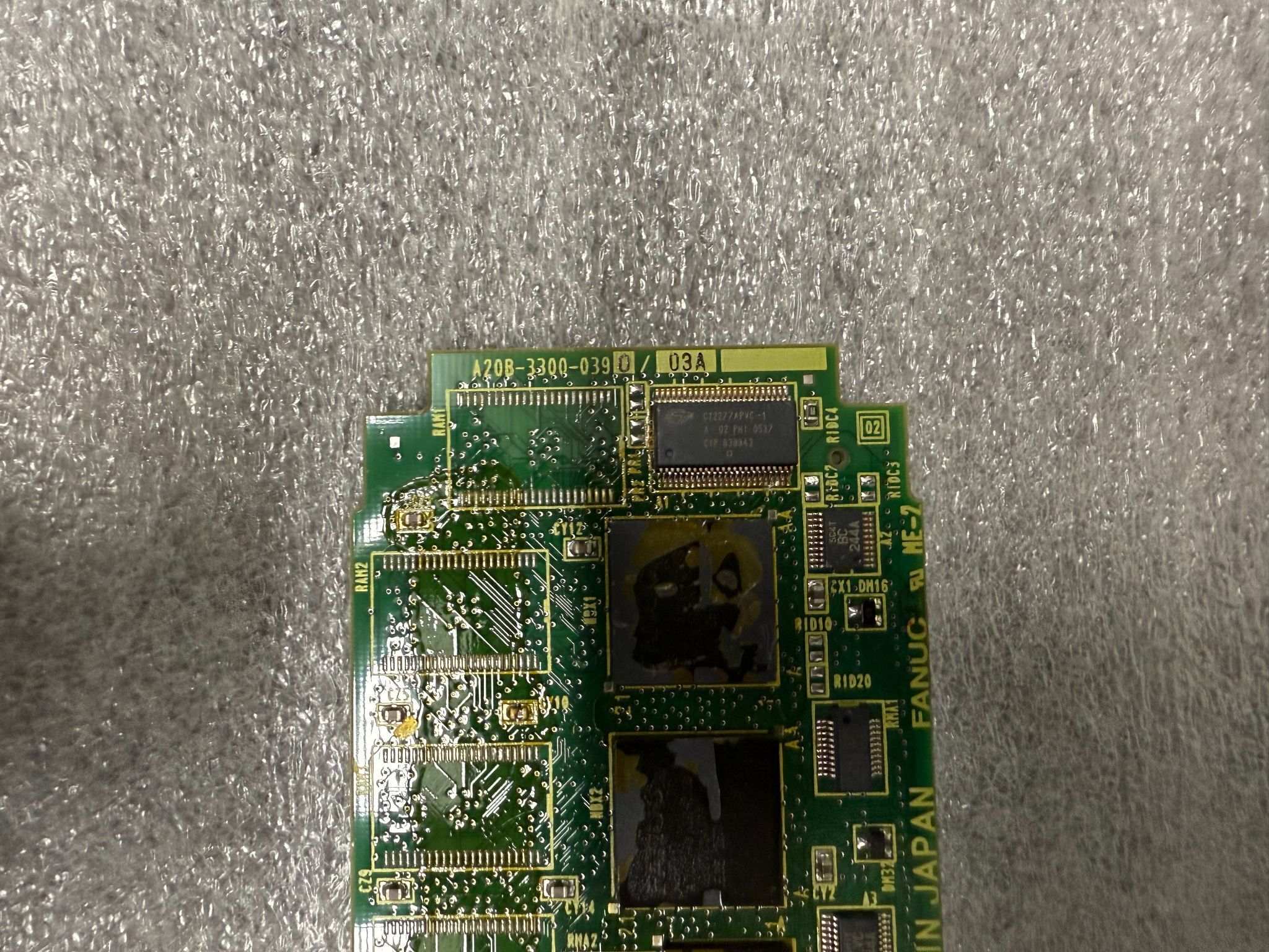FANUC A20B-3300-0390/03A PCB - 8 Axis Servo Control Module USED 1