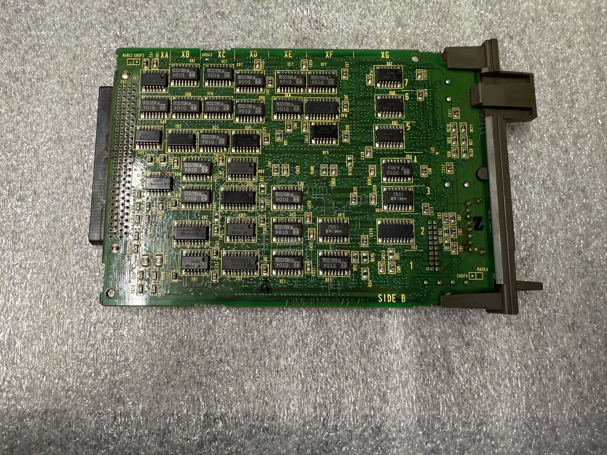 FANUC A20B-8100-0422/02B PCB - Auxiliary Axis Control Module USED 1
