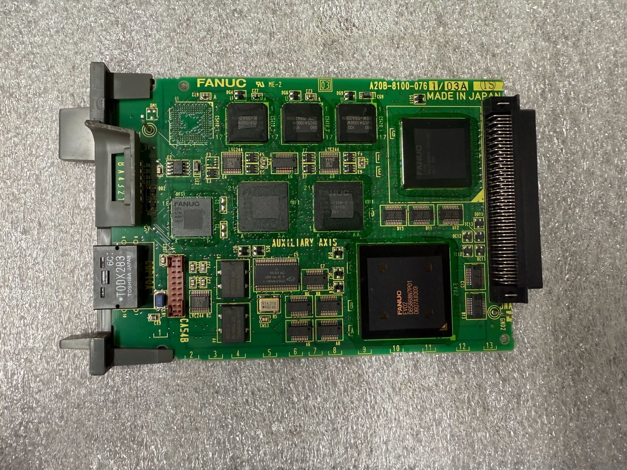 FANUC A20B-8100-0761/03A PCB - Auxiliary Axis Control Module USED 0
