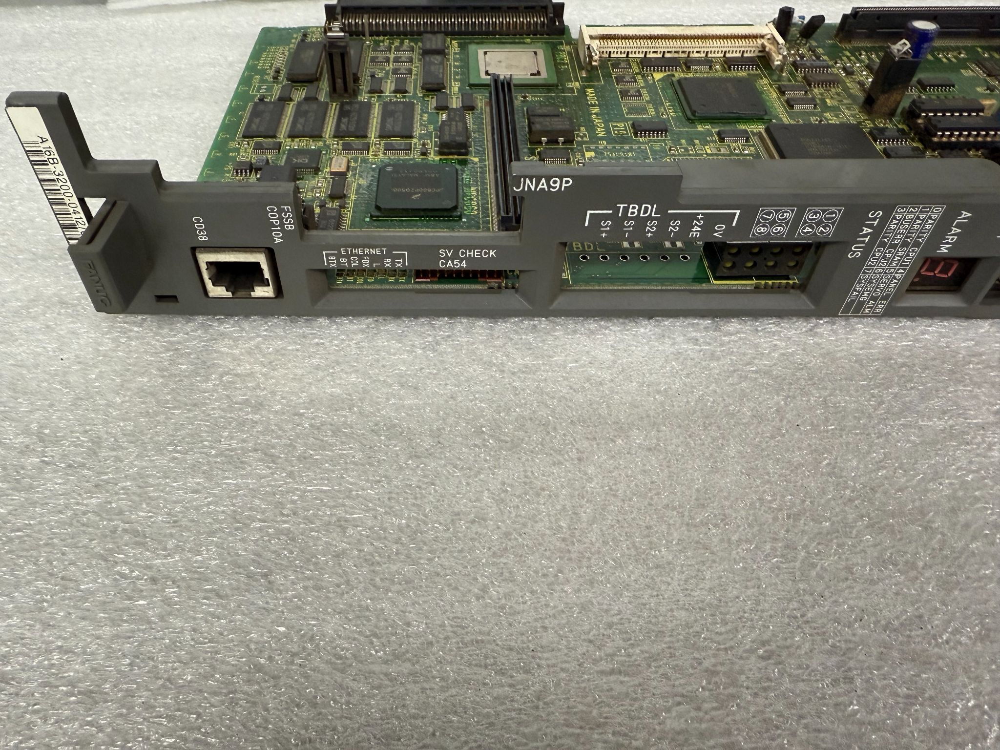 FANUC A16B-3200-0412/08A PCB - R-J3iB Main CPU USED 5