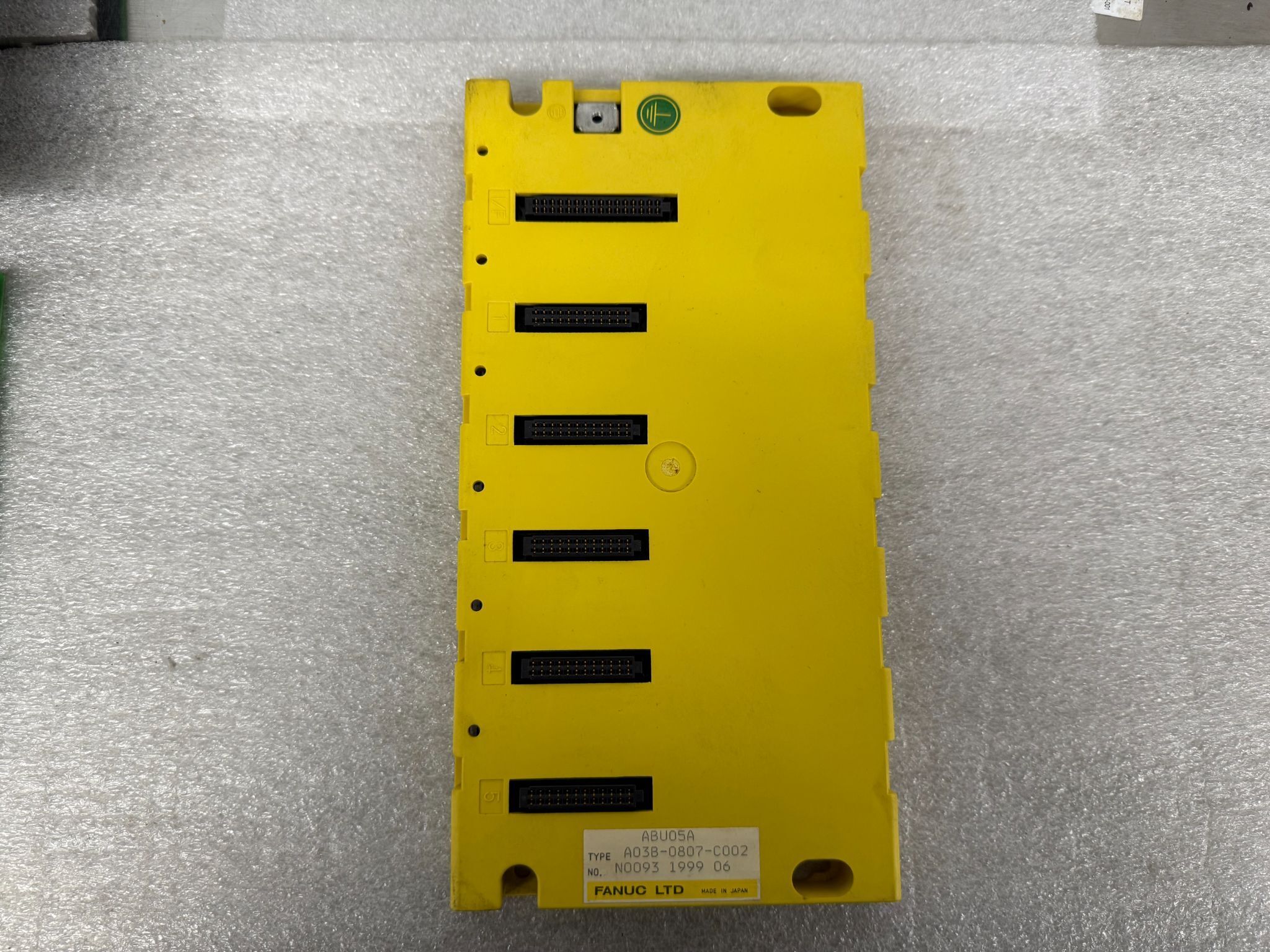 FANUC A03B-0807-C002 (ABU05A) 5-Slot I/O Module For PMC Processor USED 0