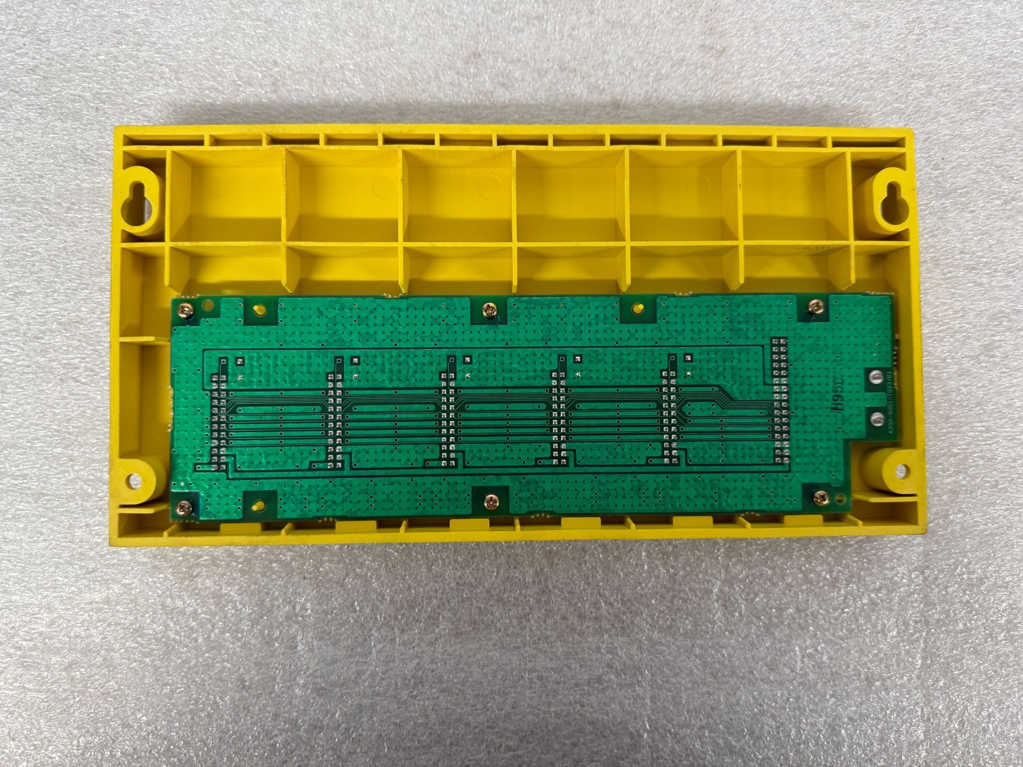 FANUC A03B-0807-C002 (ABU05A) 5-Slot I/O Module For PMC Processor USED 2