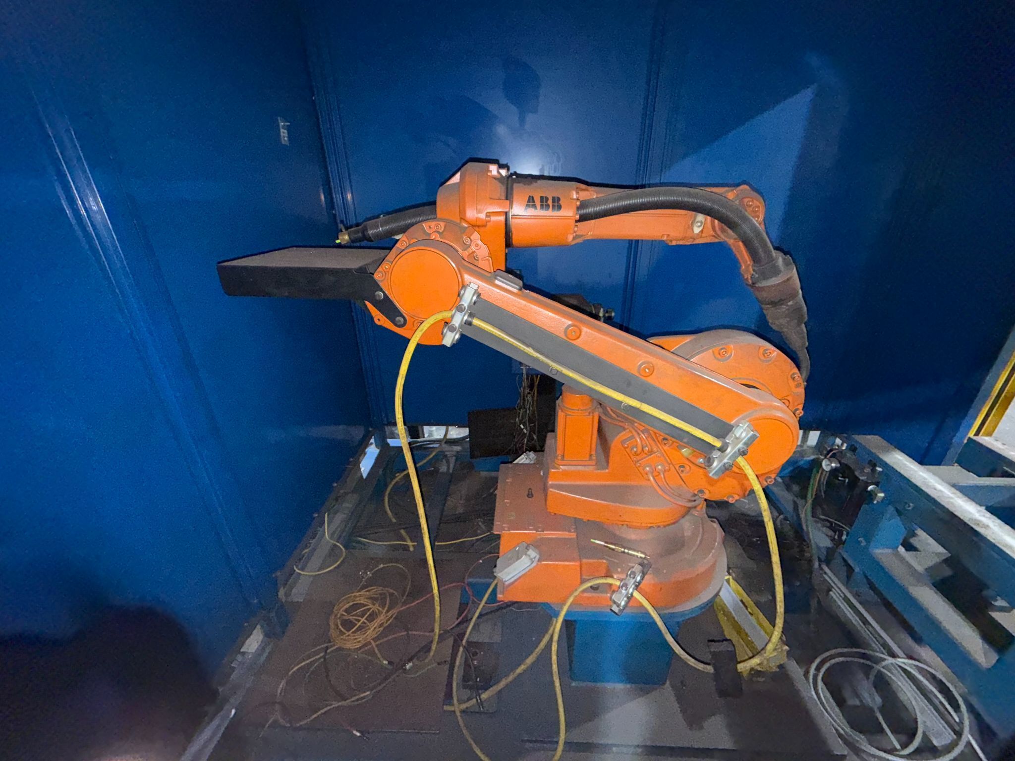 ABB Single IRB1600 Mig Cell w/ IRC5 Controls USED AS-IS 7