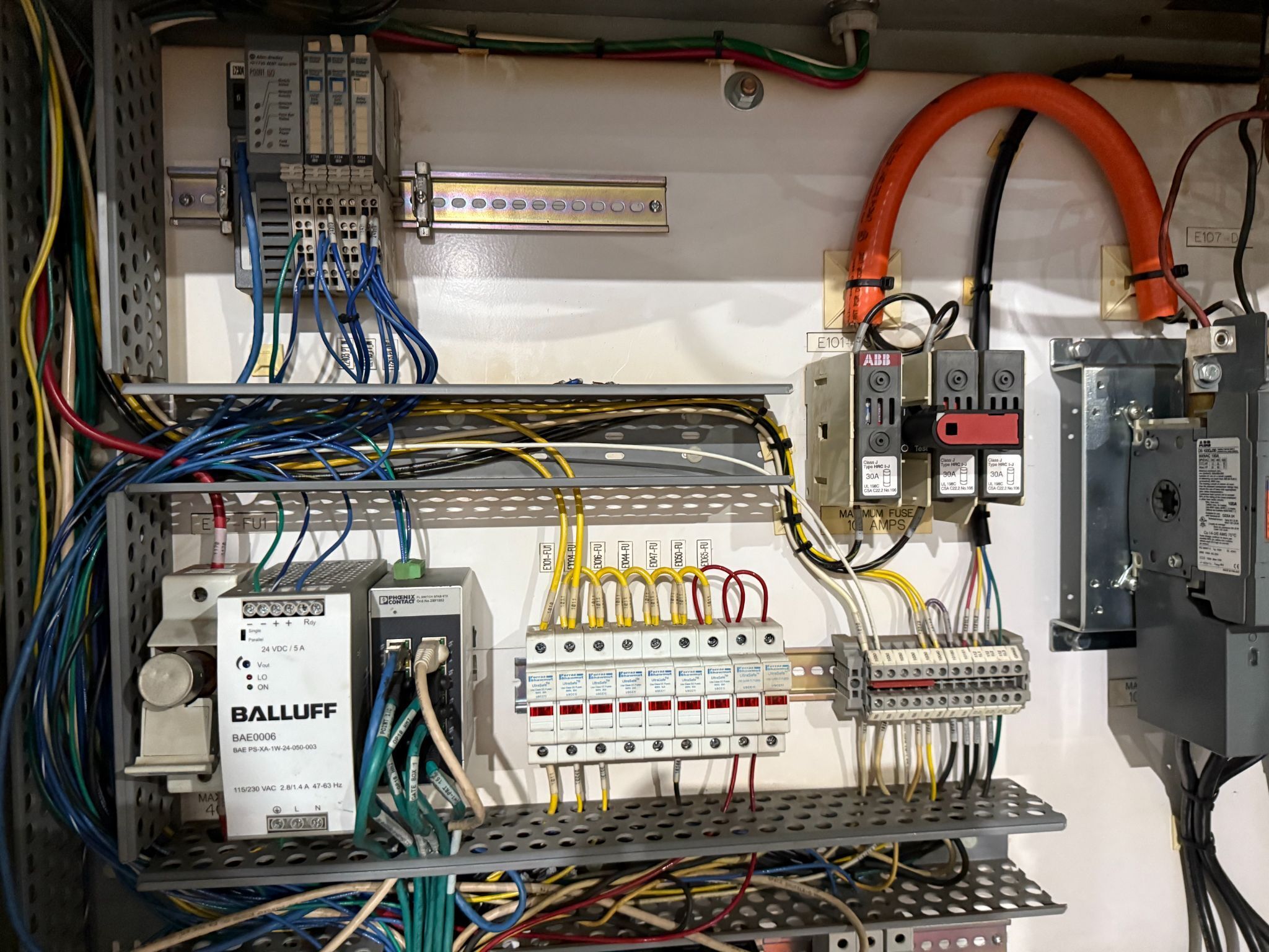 ABB Single IRB1600 Mig Cell w/ IRC5 Controls USED AS-IS 17