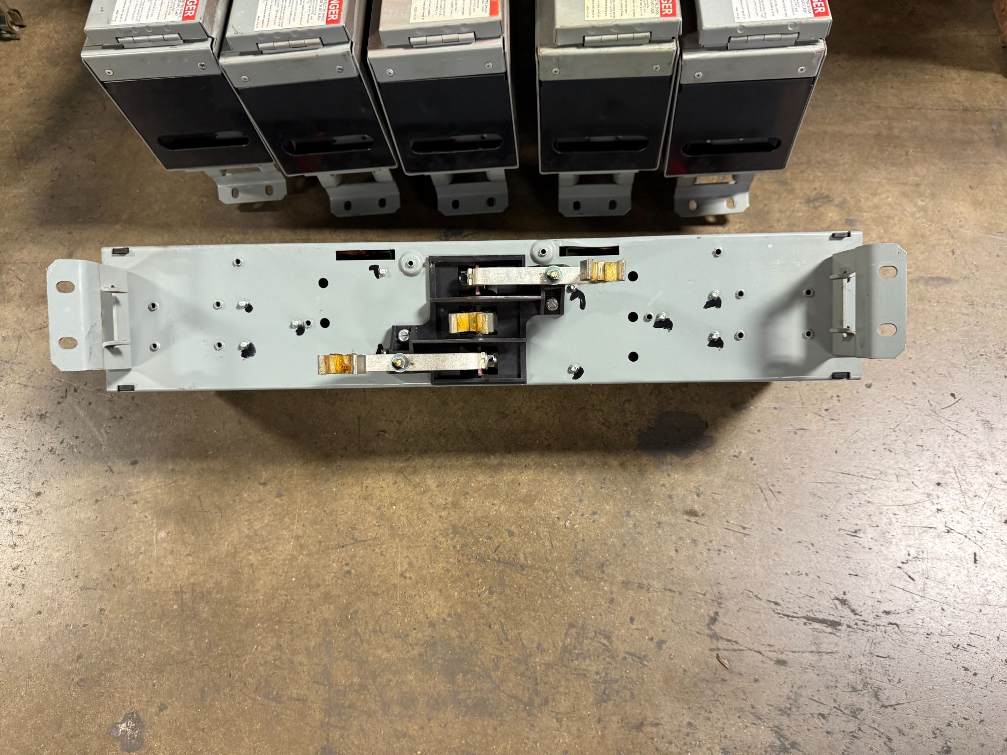 SQUARE D QMJ361T 30A 600V Fusible Branch Switch USED 4