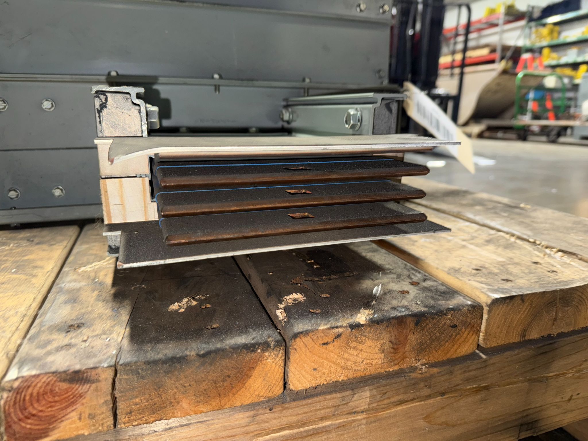 GE 1600A Spectra Series Copper Expansion Joint 600V, 3PH, 3G, INDR USED 3
