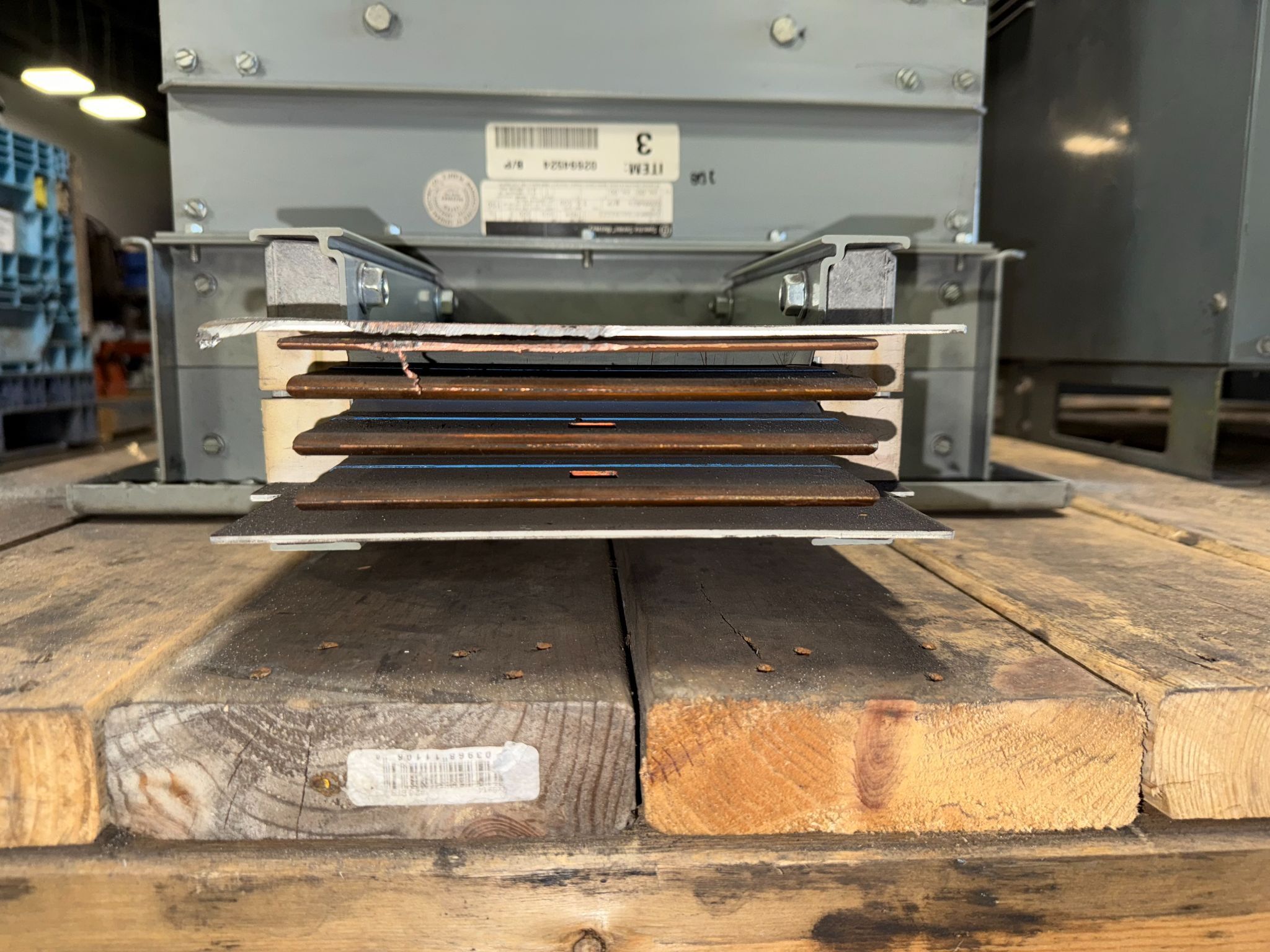 GE 1600A Spectra Series Copper Expansion Joint 600V, 3PH, 3G, INDR USED 4
