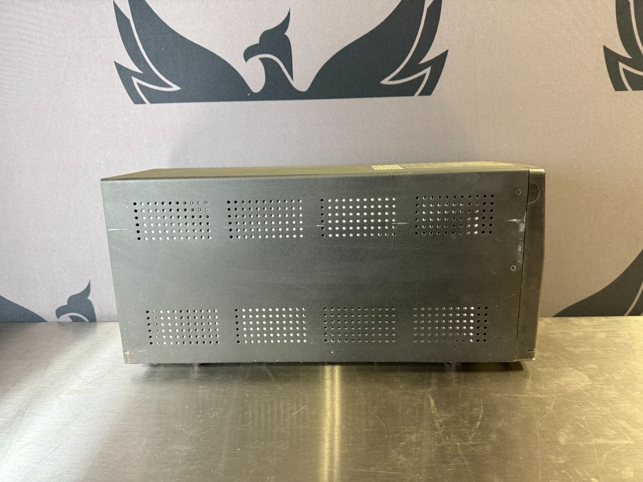 SOLA S3K700 Uninterrupted Power Supply USED 1
