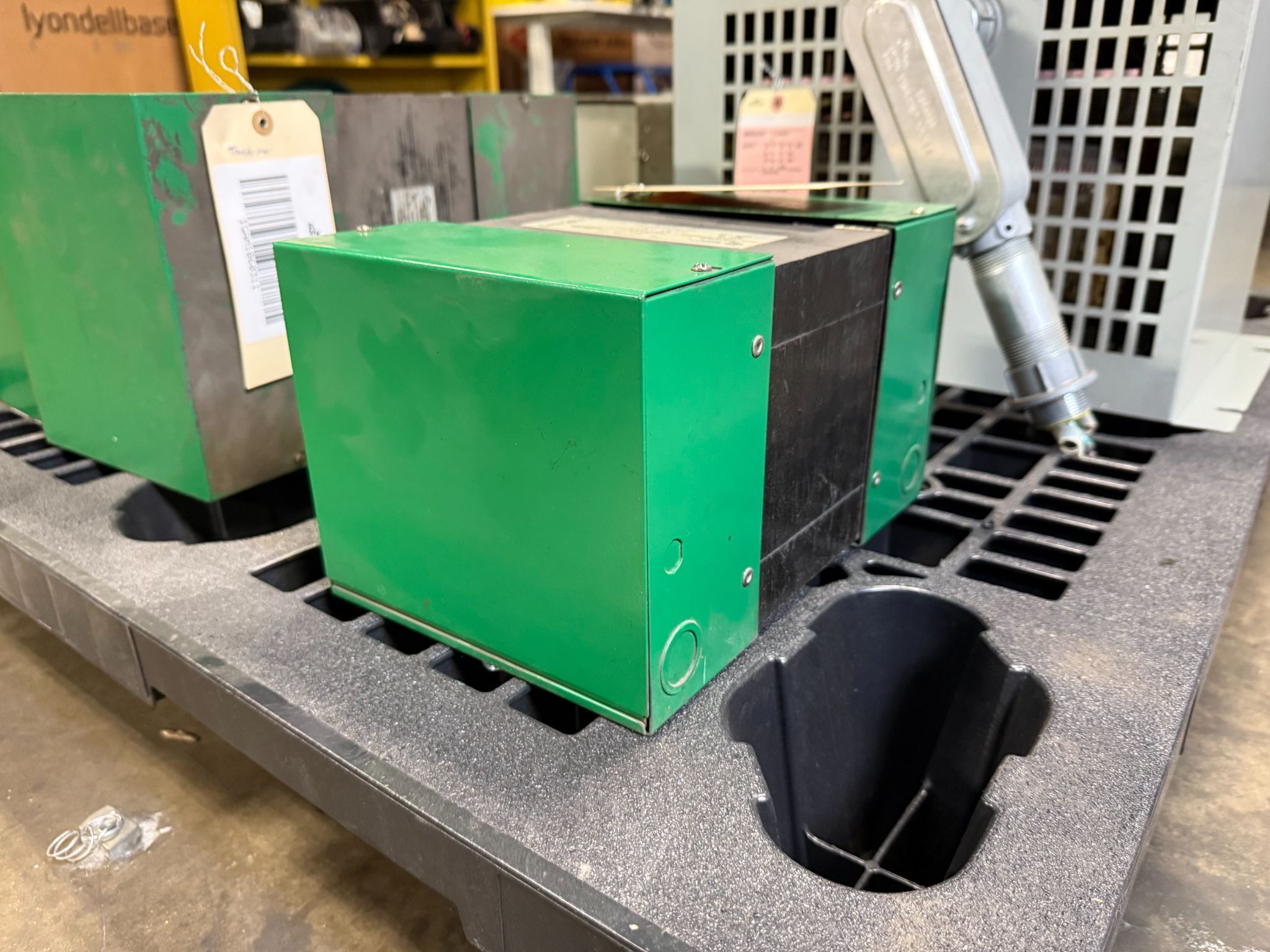 HPS FS3000ACP Transformer 600/480 - 120/240V, 3 kVa USED 3