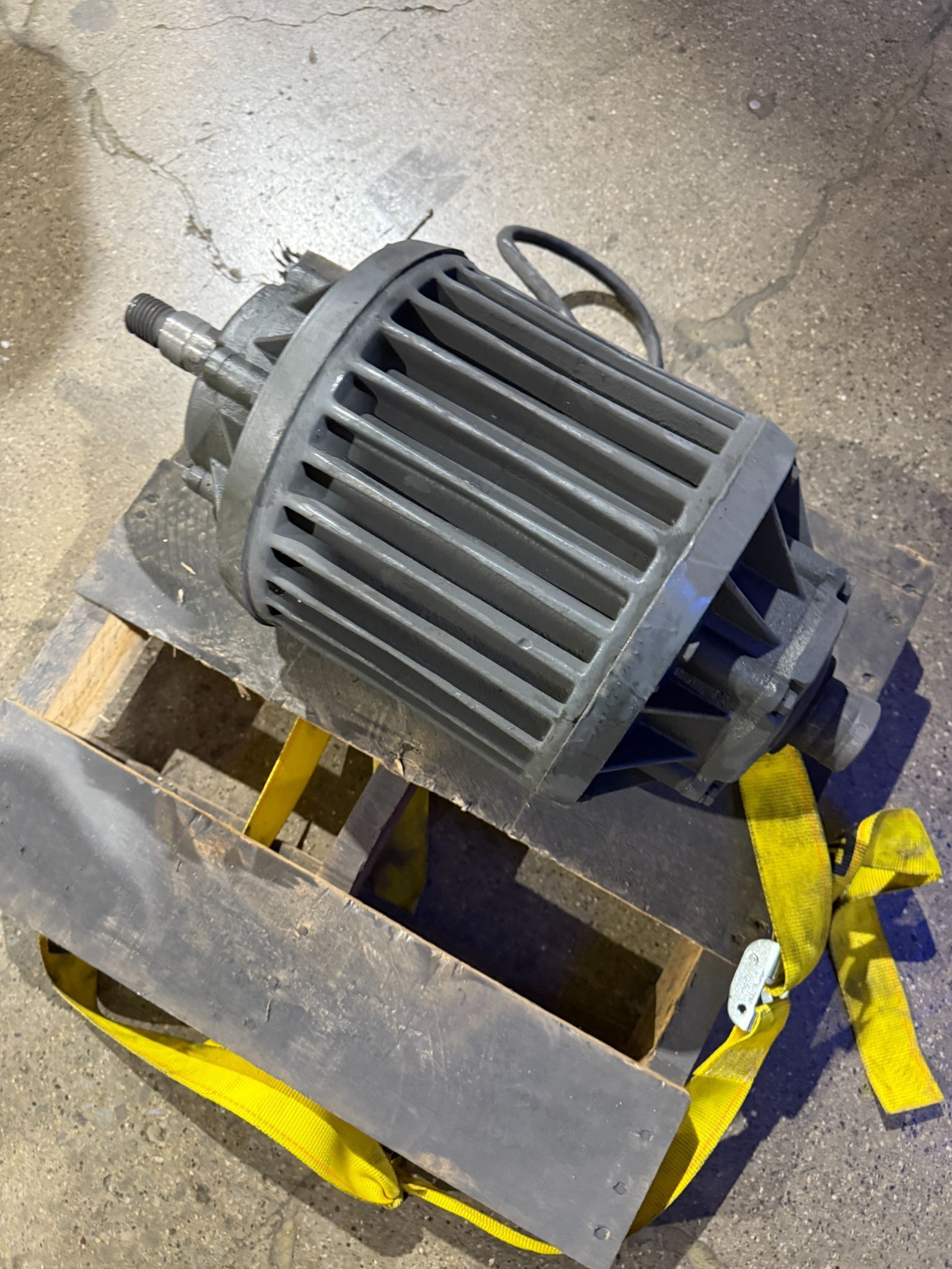 Underwriter Lab SL127430 230V 17 AMP MOTORS USED 1