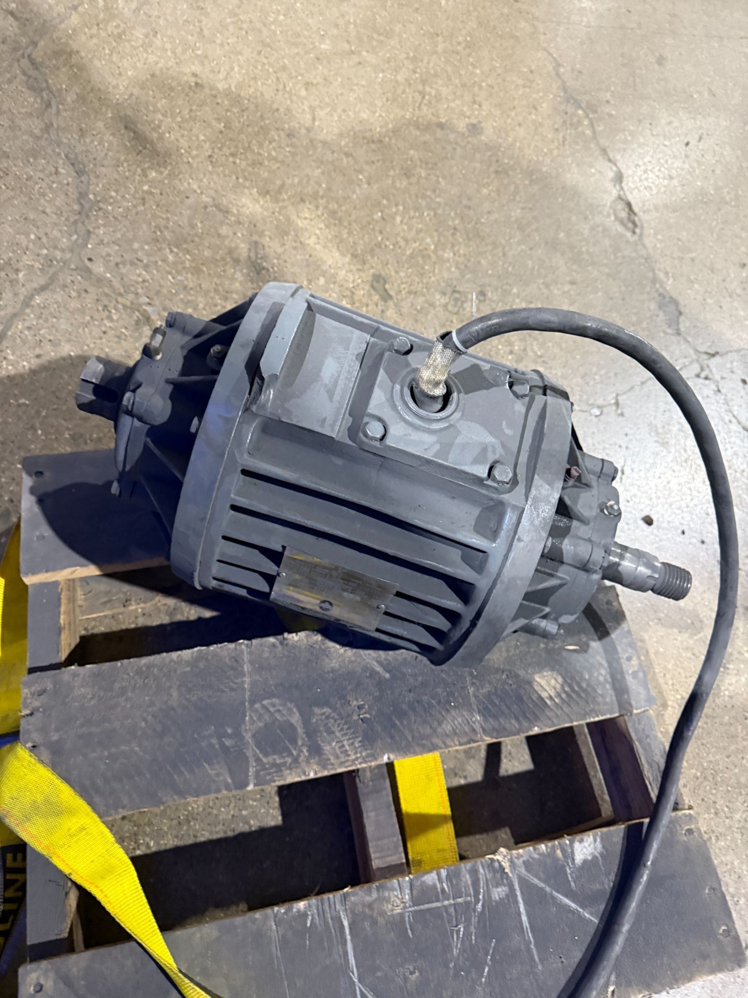 Underwriter Lab SL127430 230V 17 AMP MOTORS USED 0
