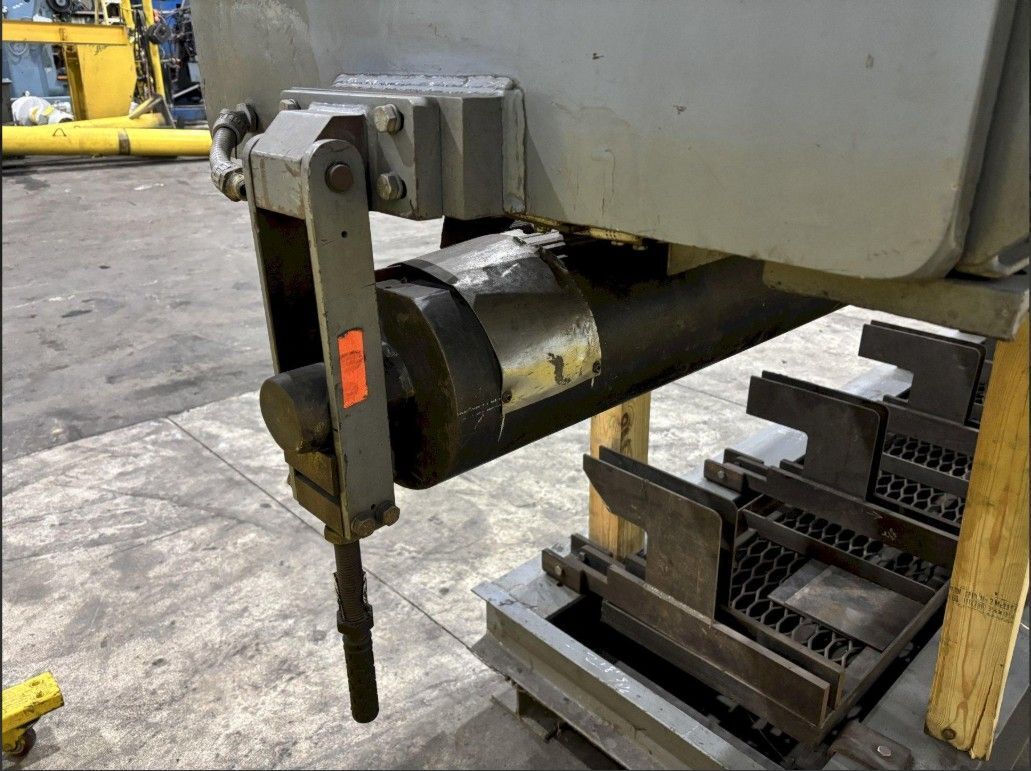 144" GOURAN /LINDE SEAM WELDER WITH MILLER INVISION #456P POWER USED 14