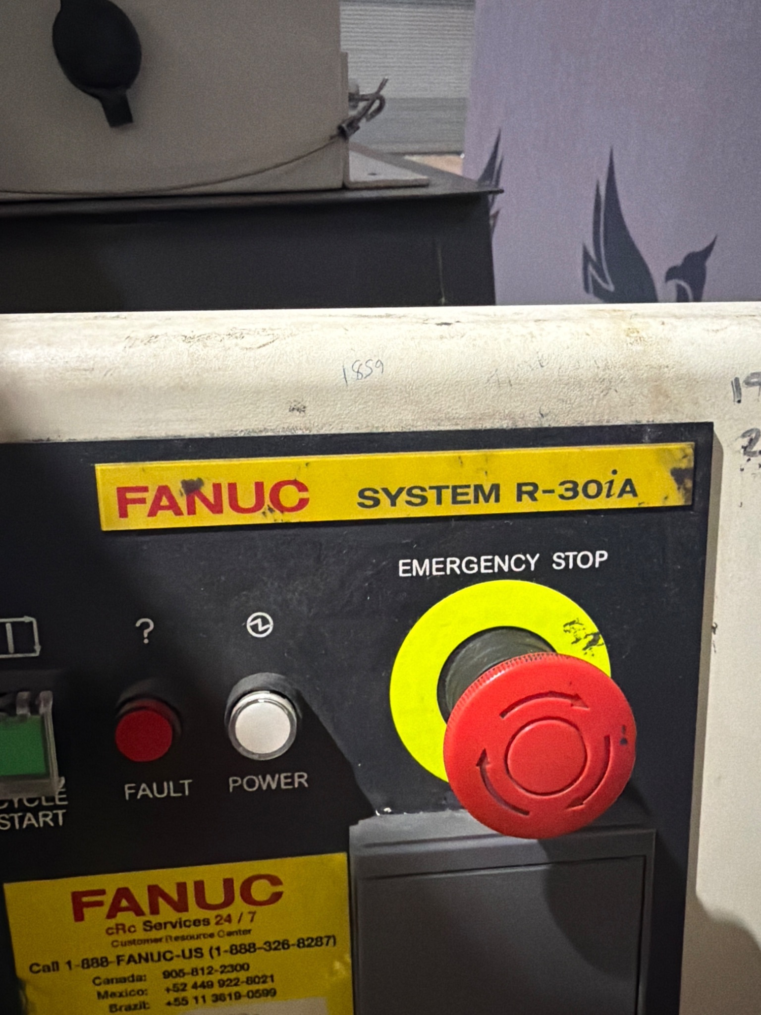 2015 FANUC R‑2000iB/125L Robot w/ R‑30iA Controller; USED 1