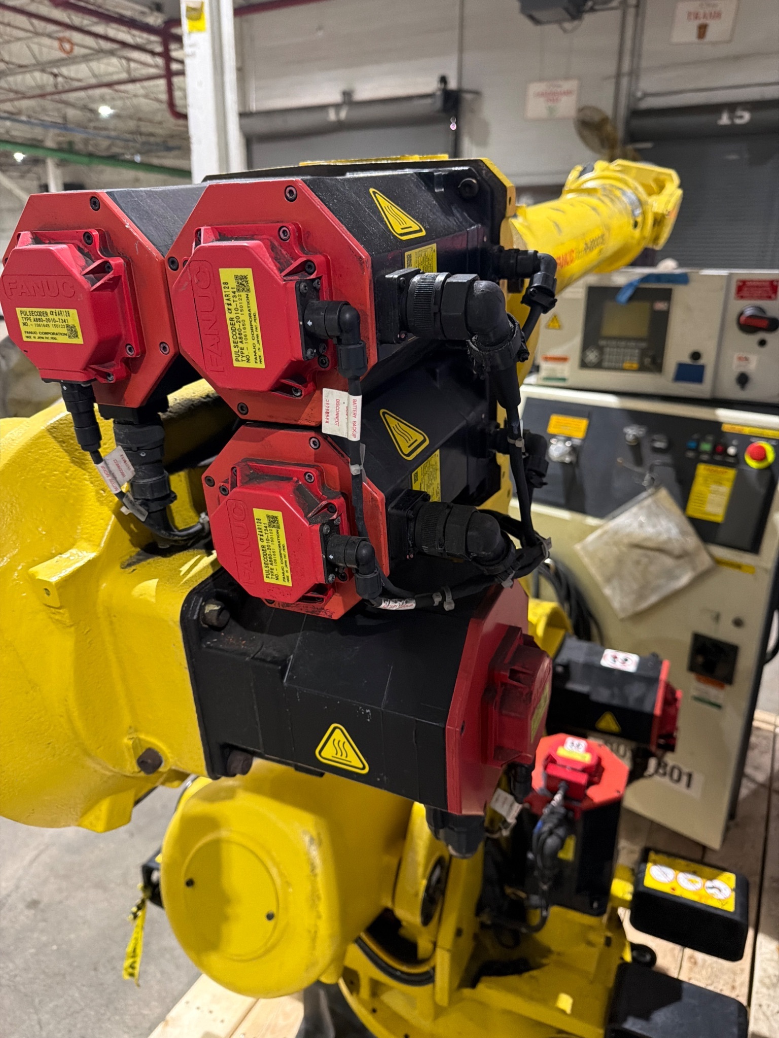 2015 FANUC R‑2000iB/125L Robot w/ R‑30iA Controller; USED 4