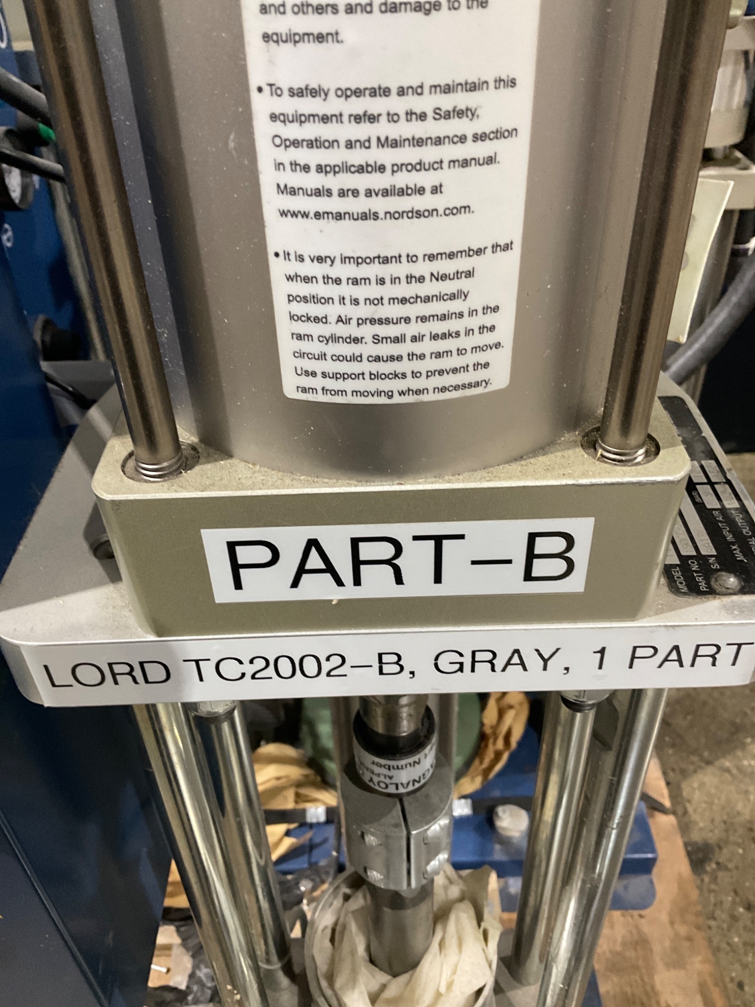 NORDSON RHINO TWIN POST INDUSTRIAL DISPENSING SYSTEM; USED 1