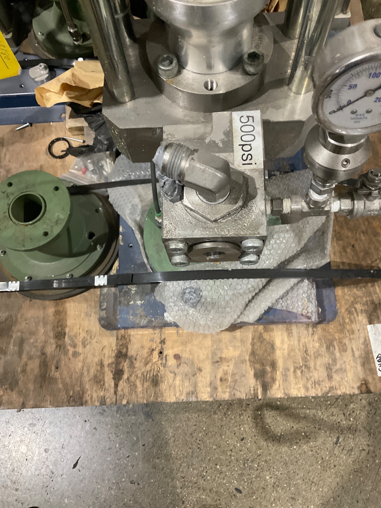 NORDSON RHINO TWIN POST INDUSTRIAL DISPENSING SYSTEM; USED 2