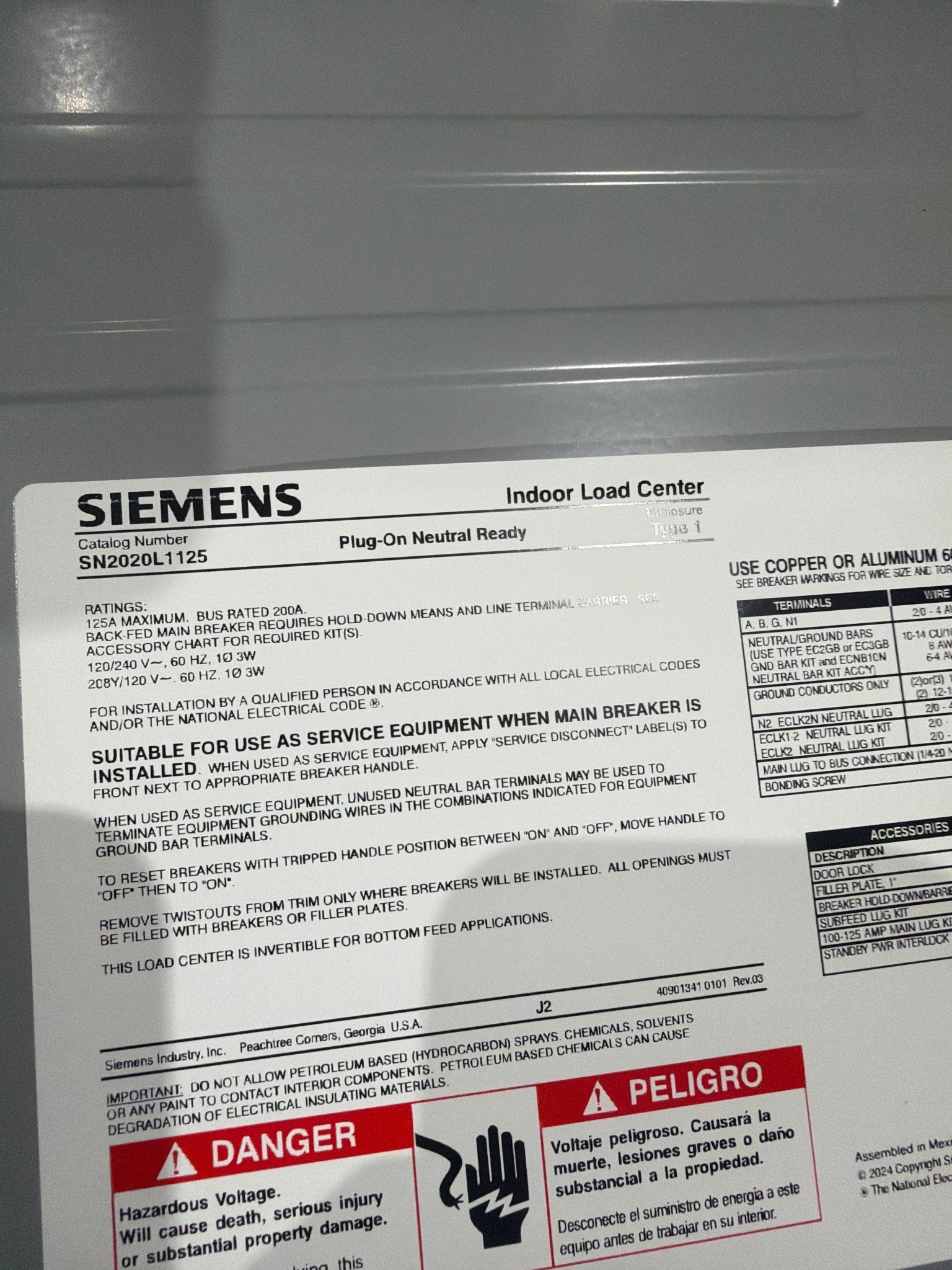2023 SIEMENS SN2020L1125 ENCLOSURE WITH TWO GF323N SAFETY SWITCHES; USED 5