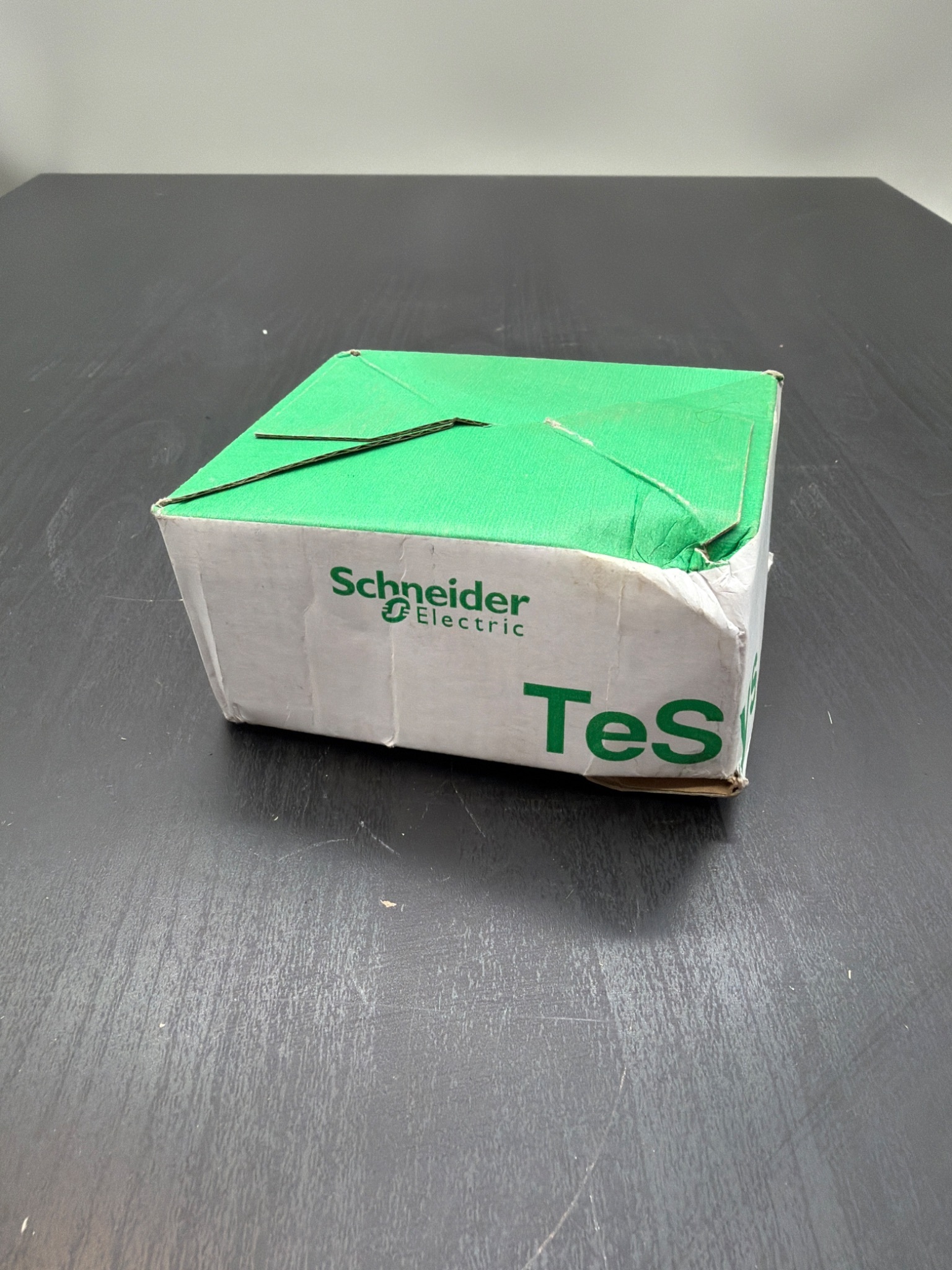 SCHNEIDER ELECTRIC LC1D09BD TeSys D Contactor NEW 1