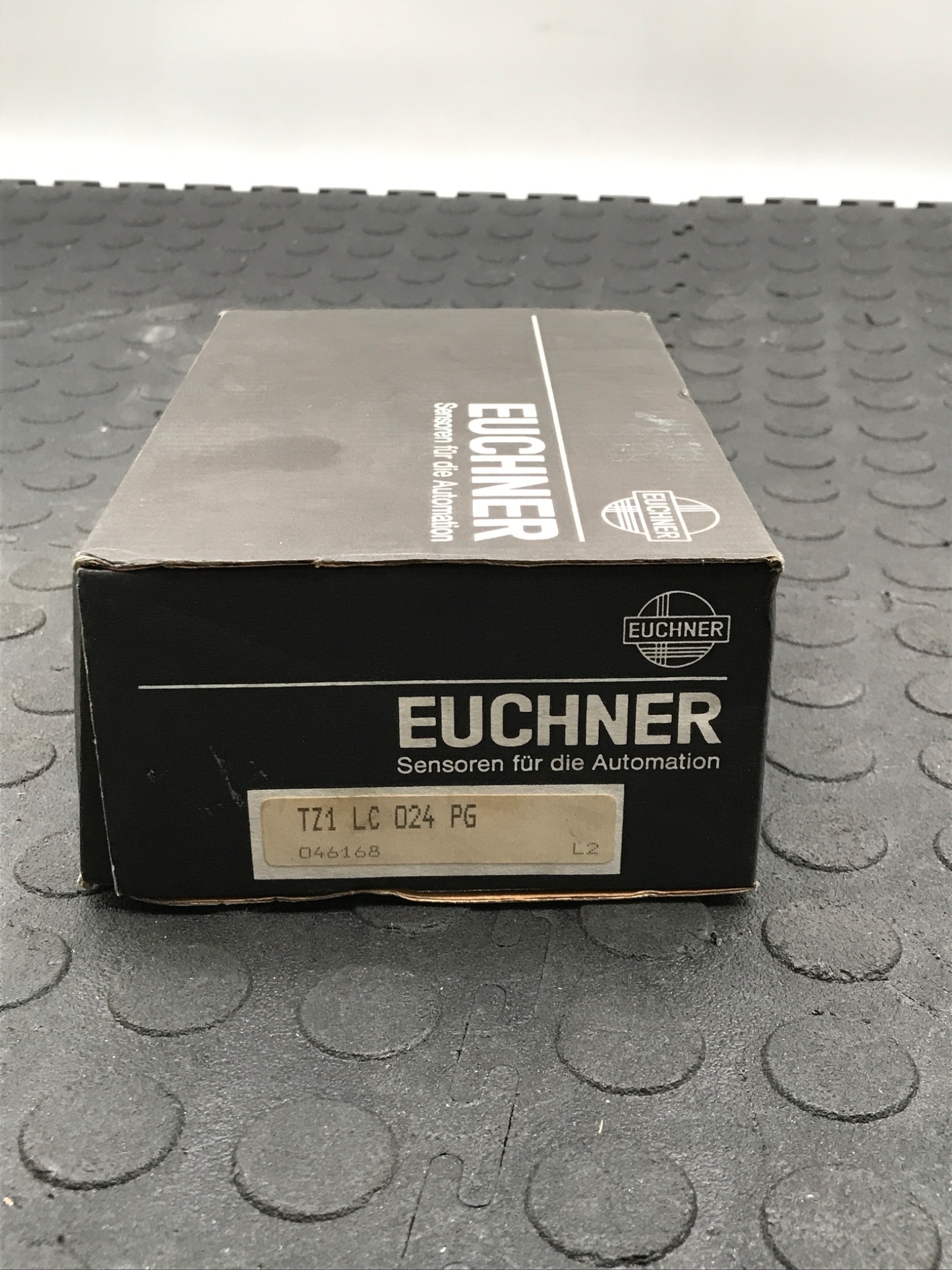 EUCHNER TZ1LC024PG Safety Interlock Switch NEW 0