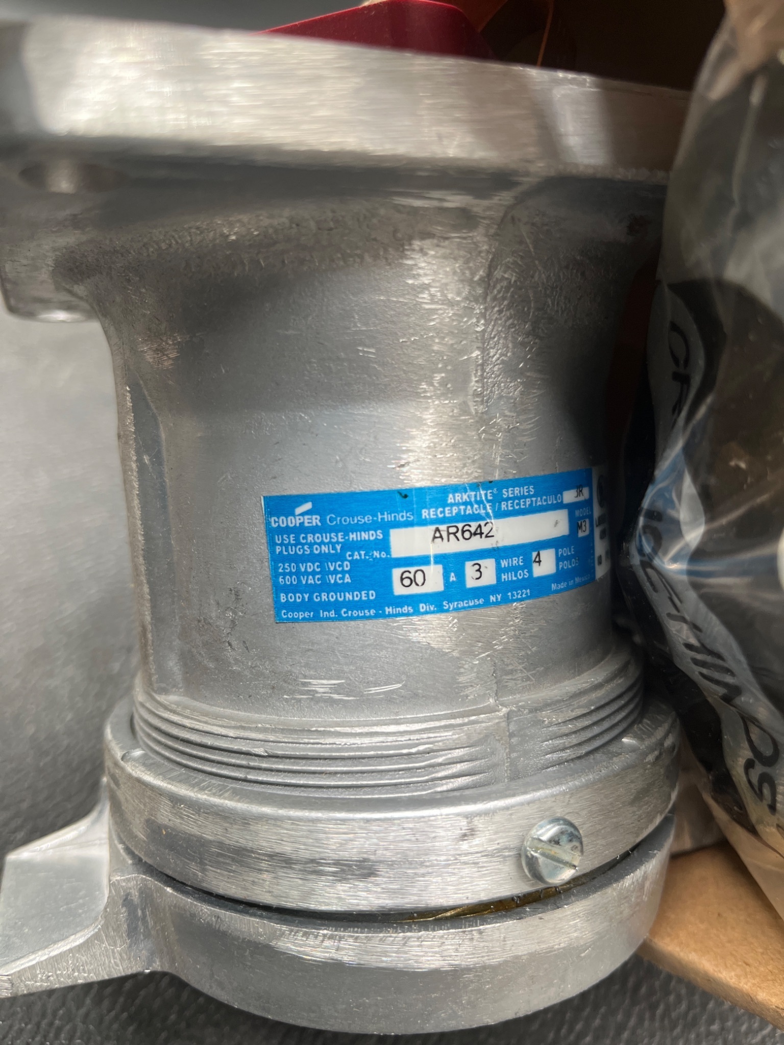 COOPER CROUSE-HINDS AR642 M3 60A Receptacle 3W 4P NEW 2