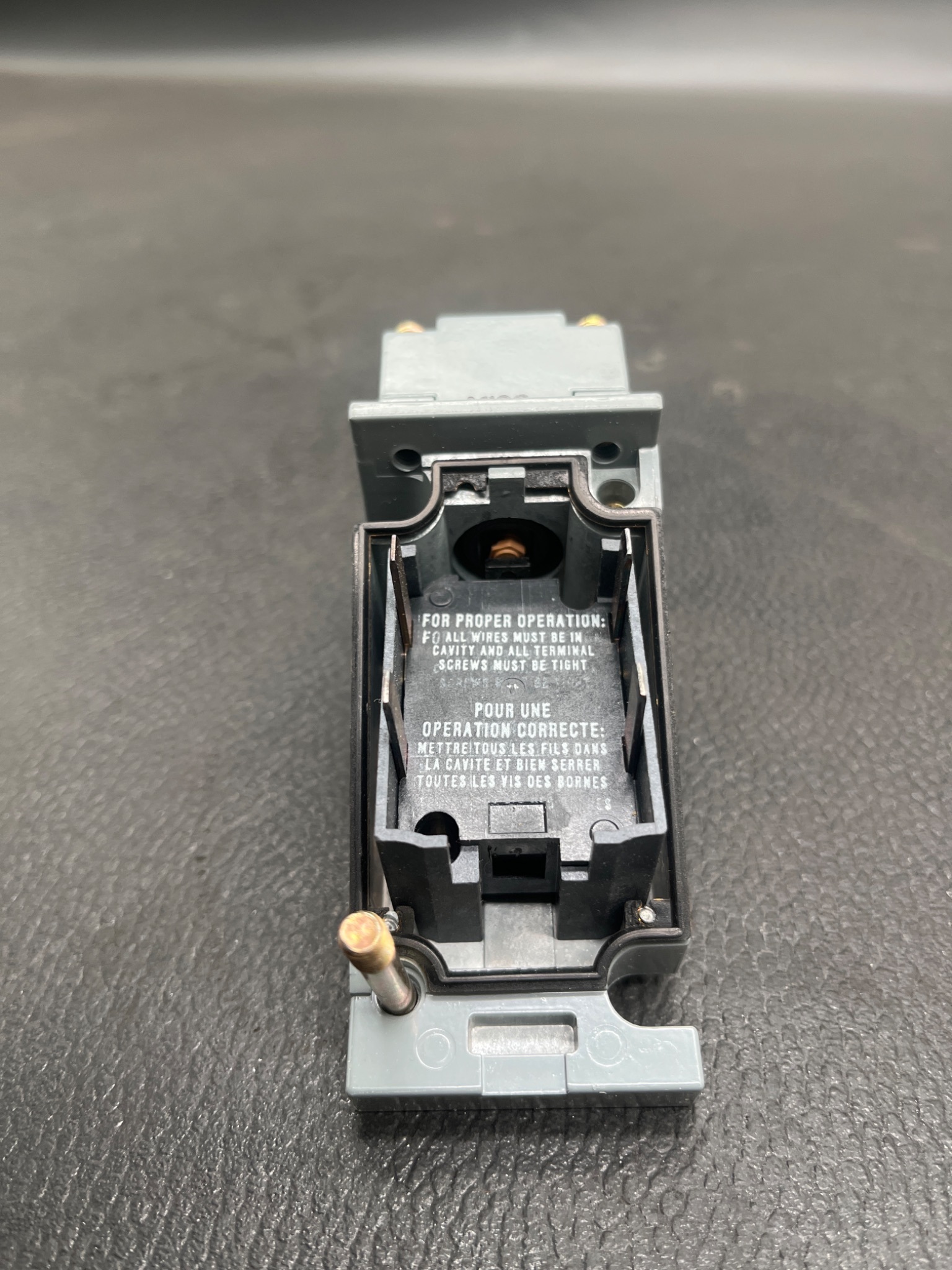 ALLEN BRADLEY 802T‑AP1 Oiltight Limit Switch NEW 3