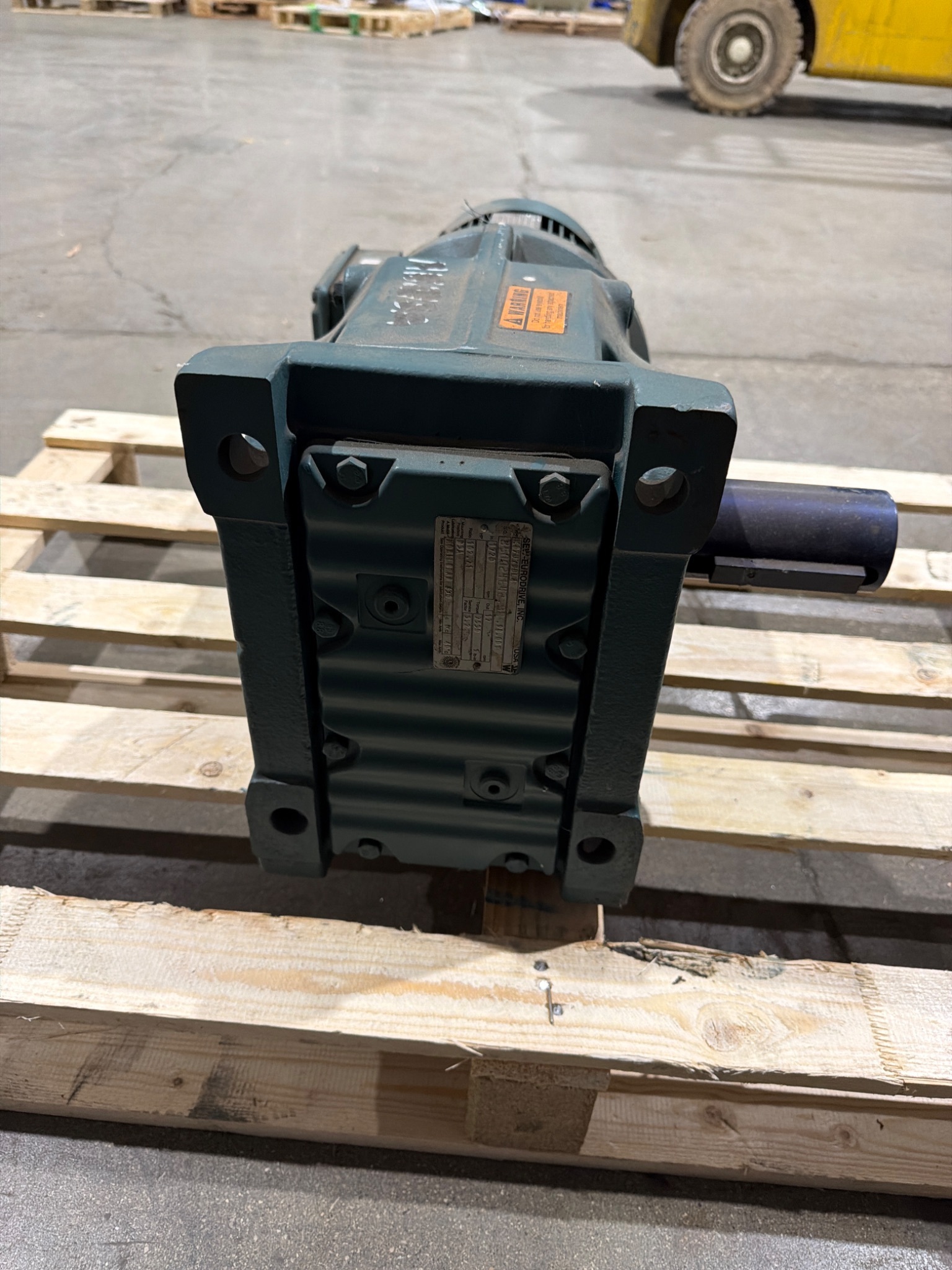 SEW‑EURODRIVE DFT90L4/K87DT90L4 2HP Gearmotor USED 3