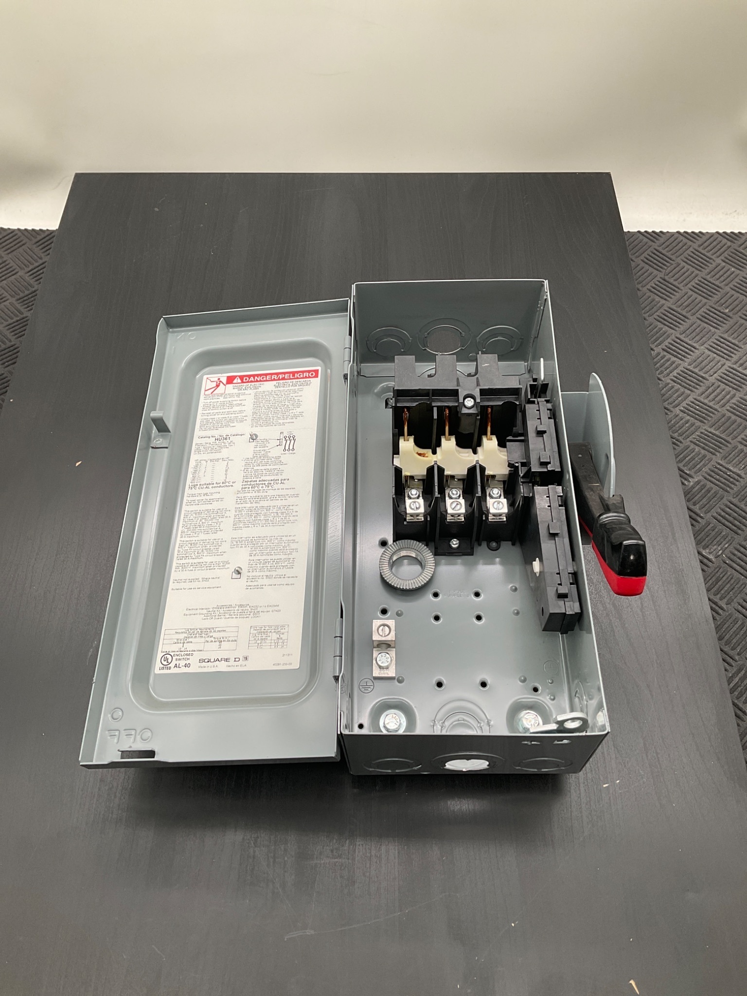 SQUARE D HU361 30A 600V Non‑Fusible Disconnect Switch USED 0