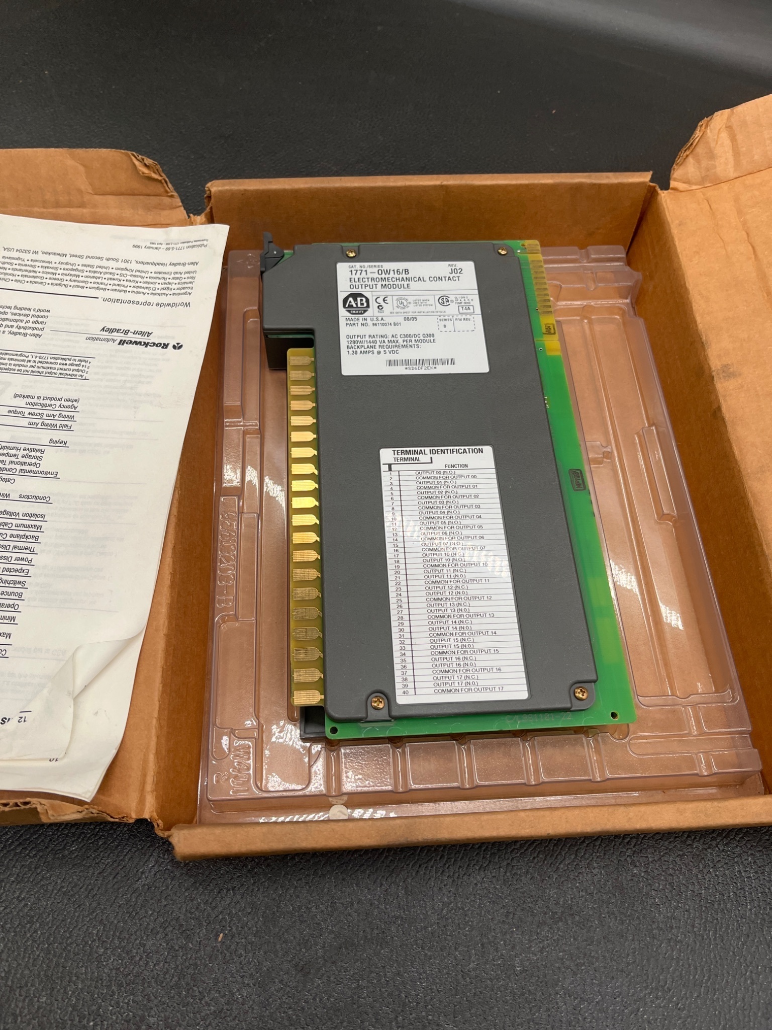 ALLEN BRADLEY 1771‑OW16 16‑Point Digital Output Module NEW 1