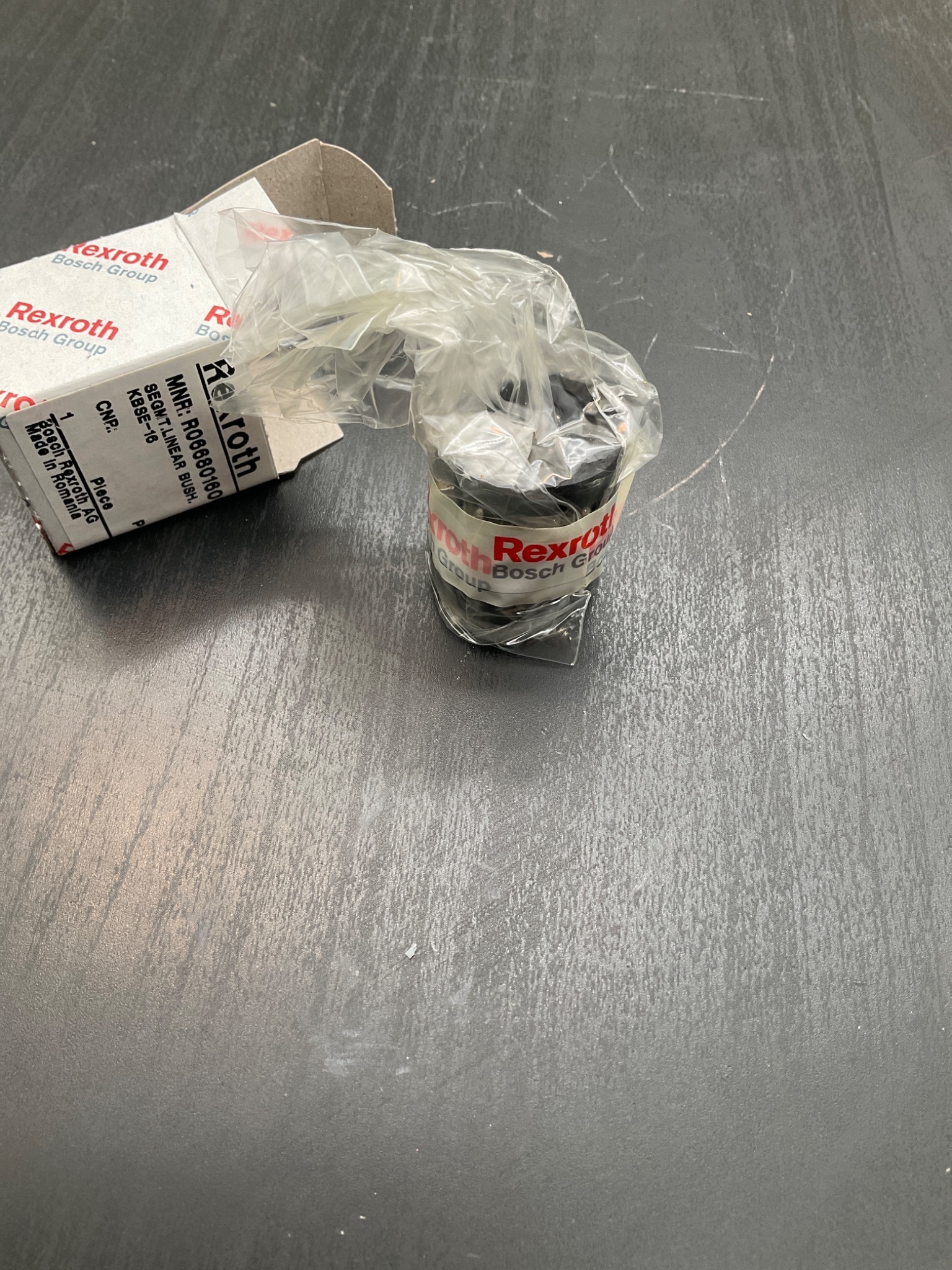 REXROTH R066801600 Segmental Linear Bushing NEW 2