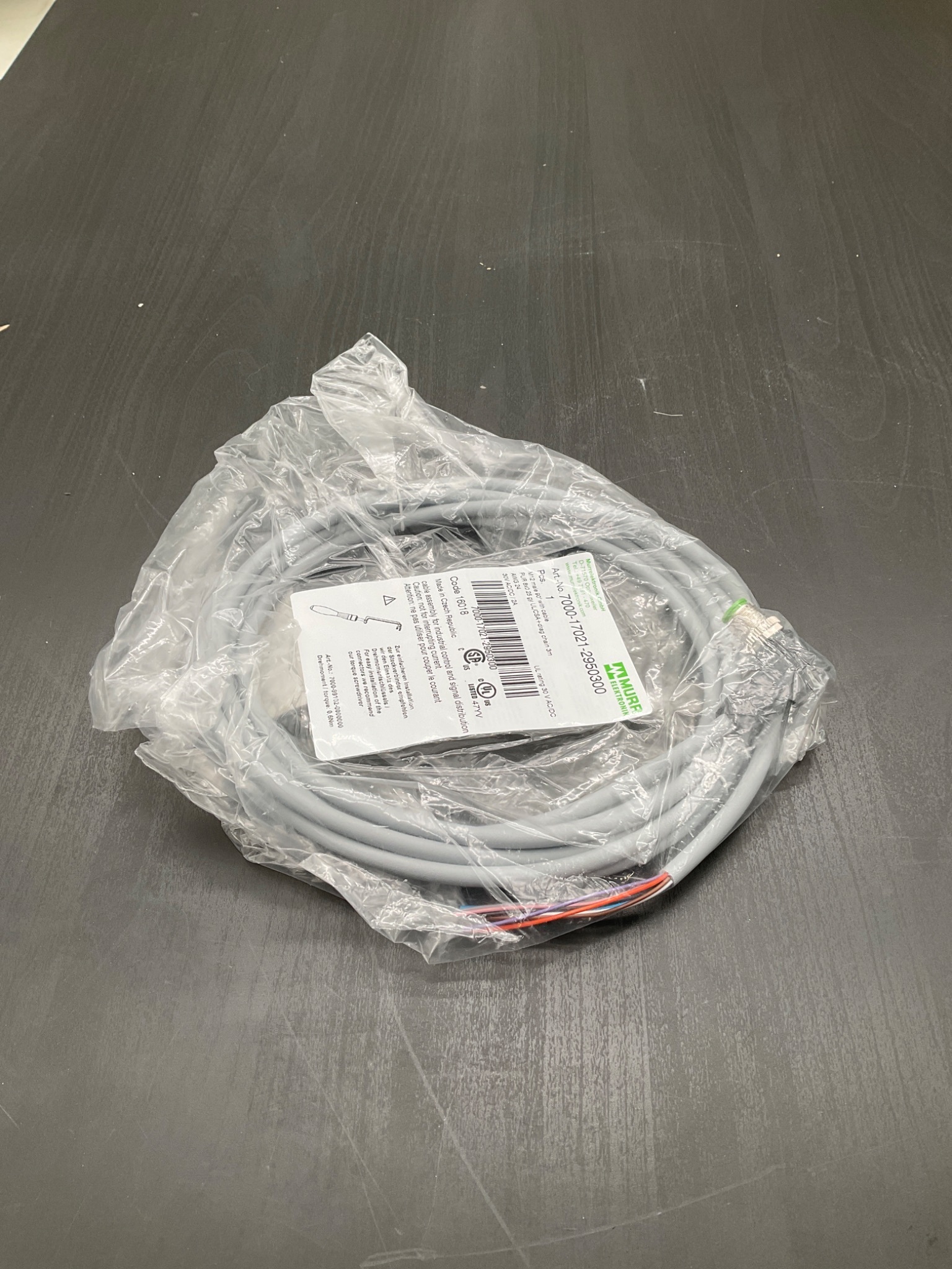 MURR 7000‑17021‑2950300 M12 90° 8‑Pin Sensor/Actuator Cable (3m) NEW 1