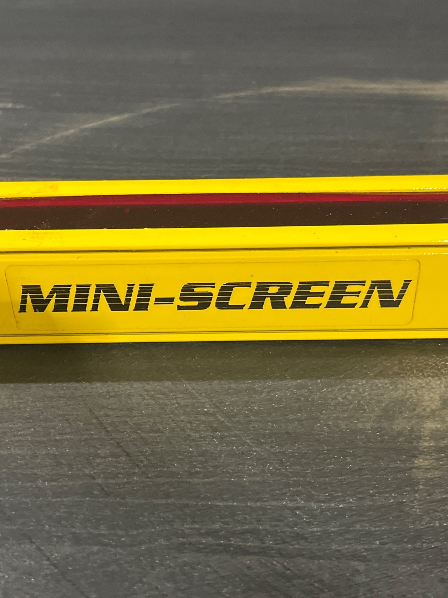 Banner MSR4824Y Mini‑Screen 48" Light Curtain Receiver (1219mm) USED 3
