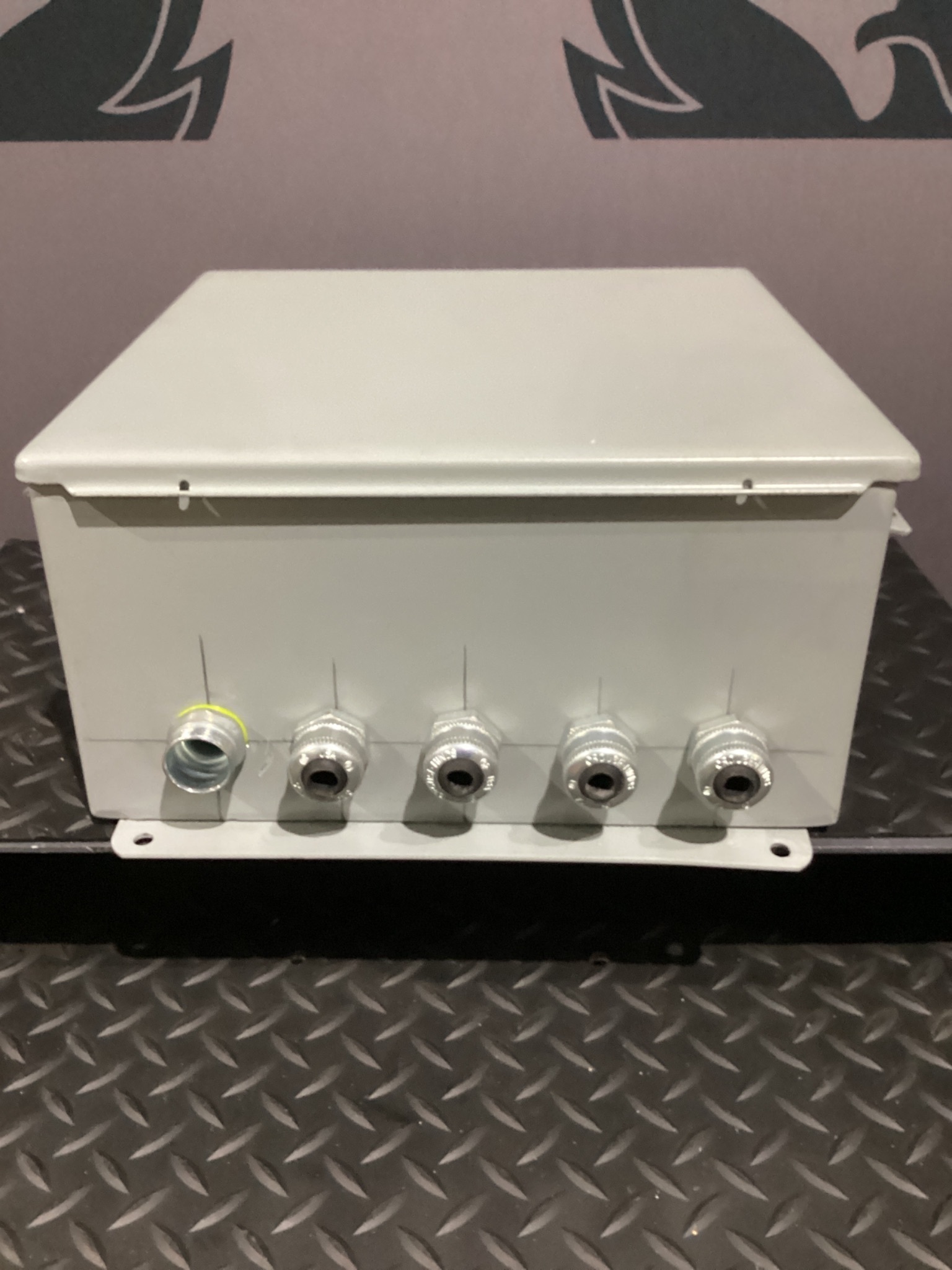 NVENT HOFFMAN A1212CH 12"x12"x6" Hinged Junction Box USED 1