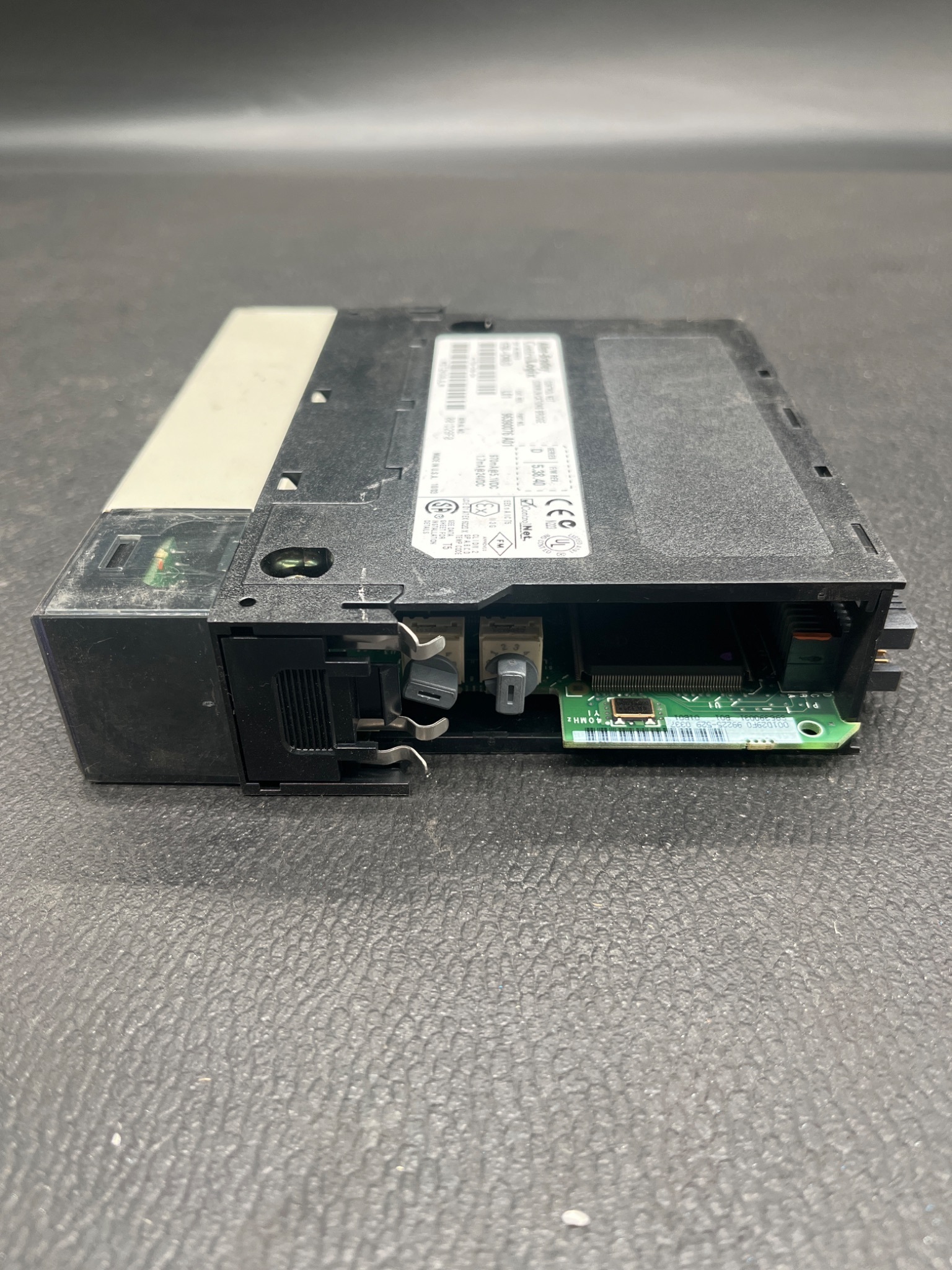ALLEN BRADLEY 1756-CNB ControlNet Communications Bridge USED 1