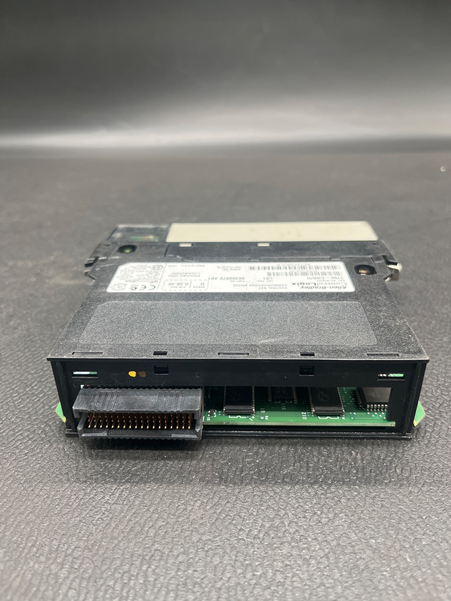 ALLEN BRADLEY 1756-CNB ControlNet Communications Bridge USED 2