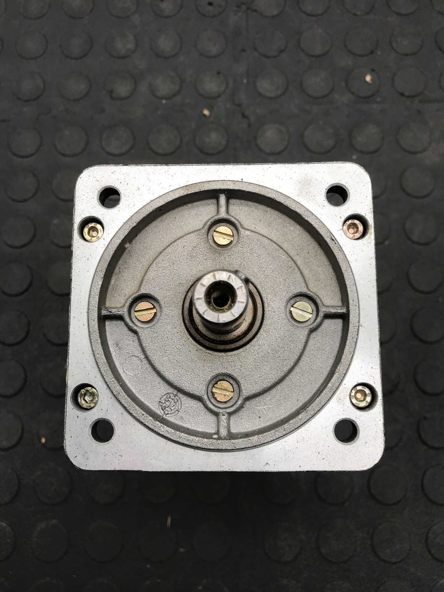 SIEMENS 1FT5044‑0AF01‑1 3‑Phase Permanent Magnet Motor USED 2