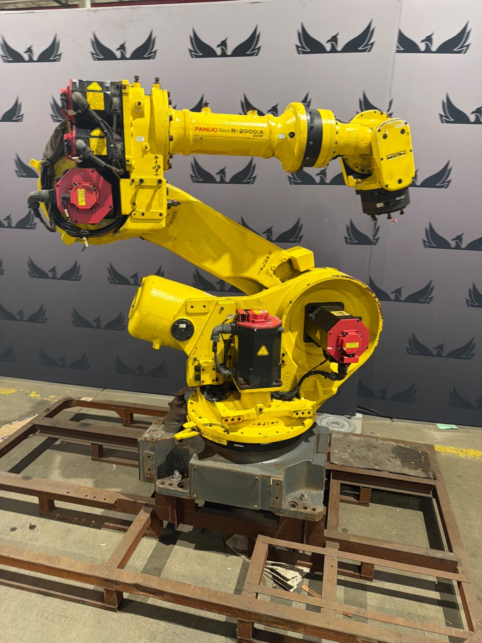 FANUC R‑2000iA/200F Complete w/ R‑30iA Controls USED 1
