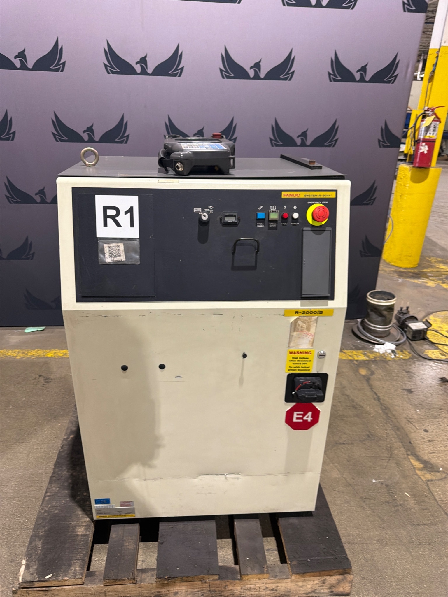 FANUC R‑2000iA/200F Complete w/ R‑30iA Controls USED 6