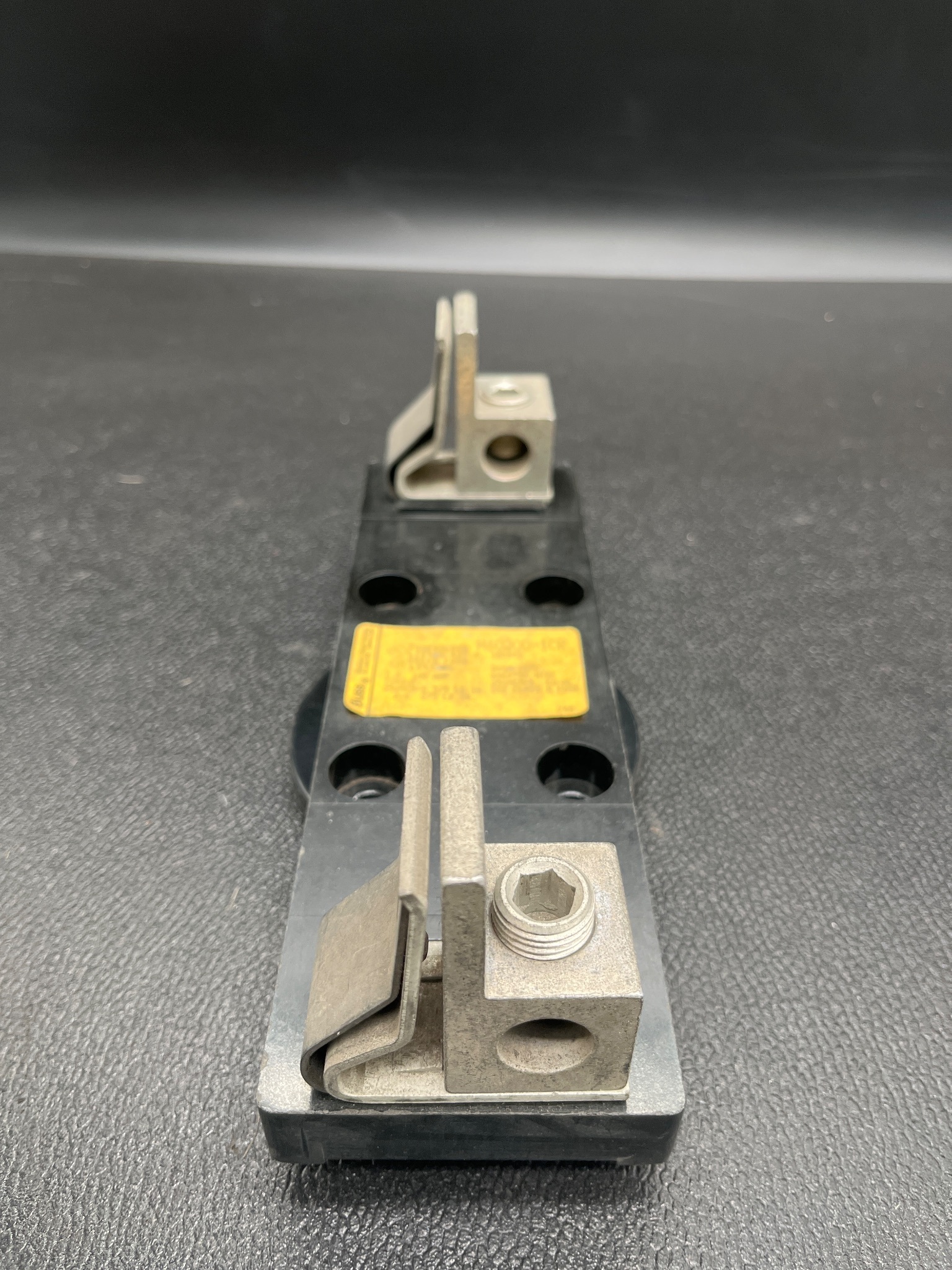 COOPER BUSSMANN H60200-1CR Fuse Holder USED 1