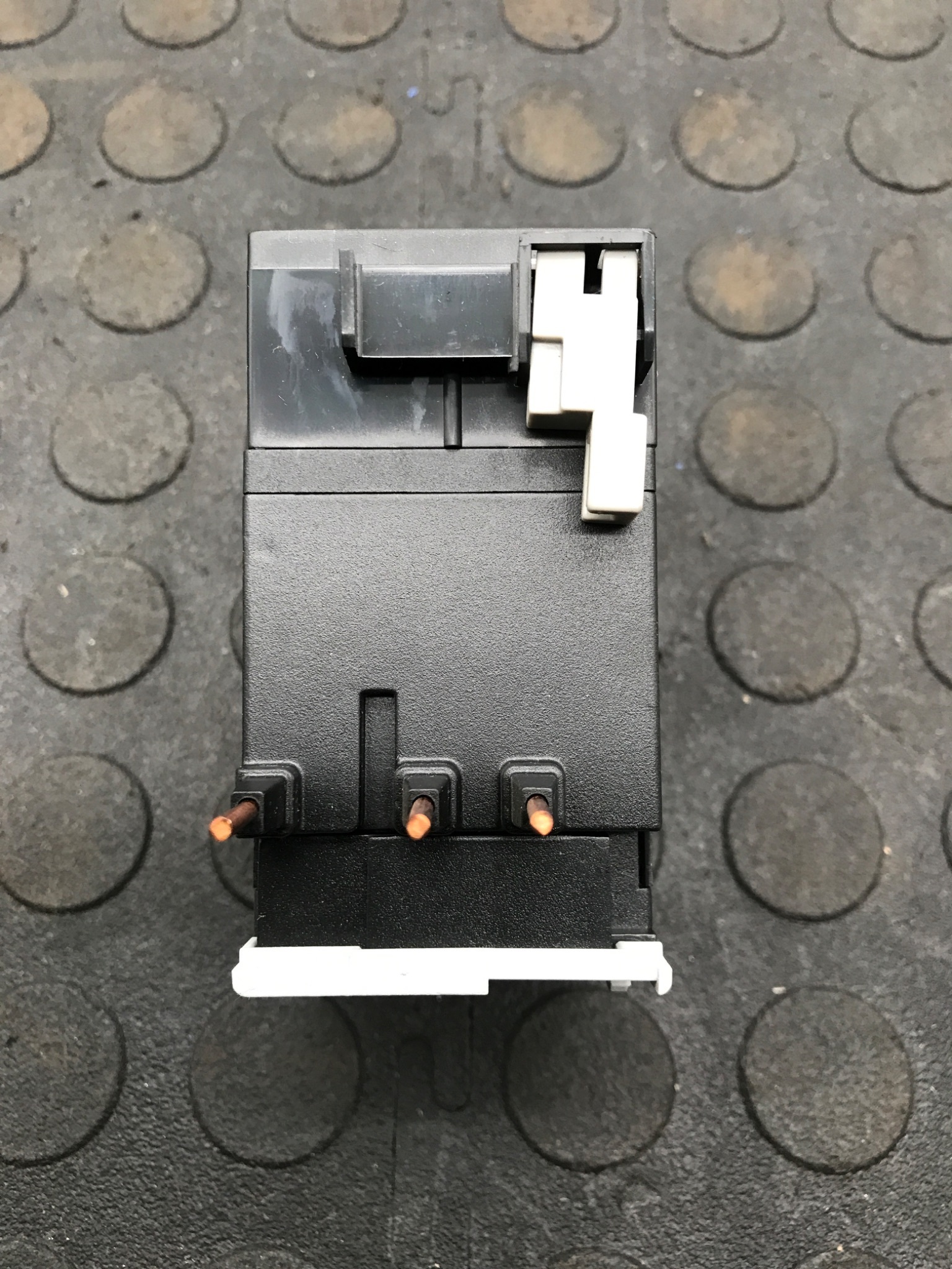 ALLEN BRADLEY 193‑1EFEB E100 5.4‑27.0 A Overload Relay USED 3