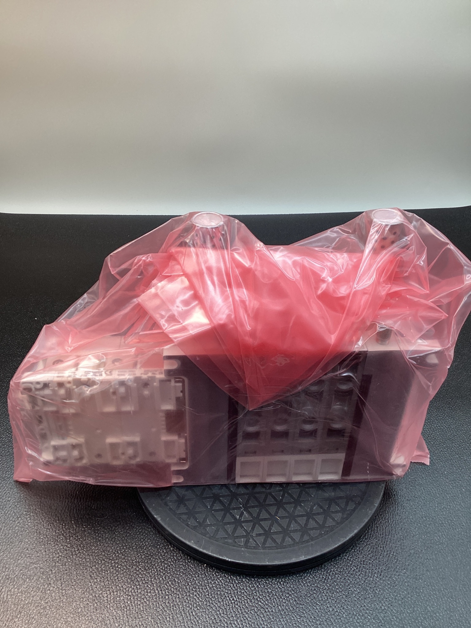 SMC VVQ4000-10A-1 VALVE MANIFOLD ASSEMBLY; NEW 1